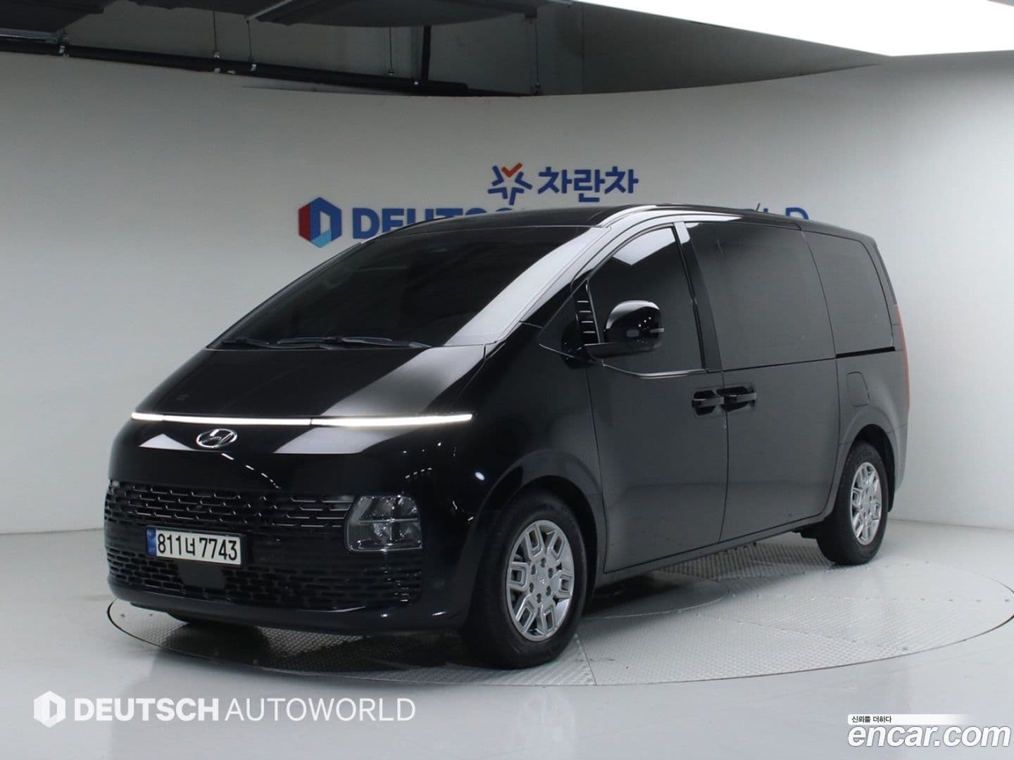 Main__Slider__Photo:Staria Hyundai 2022.2-0
