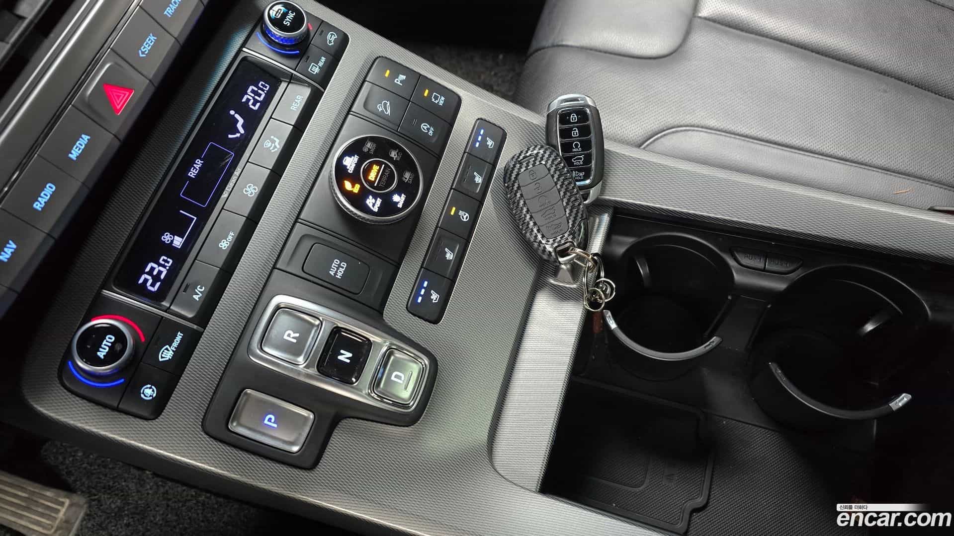 Palisade Hyundai 2019.2-INNER-009