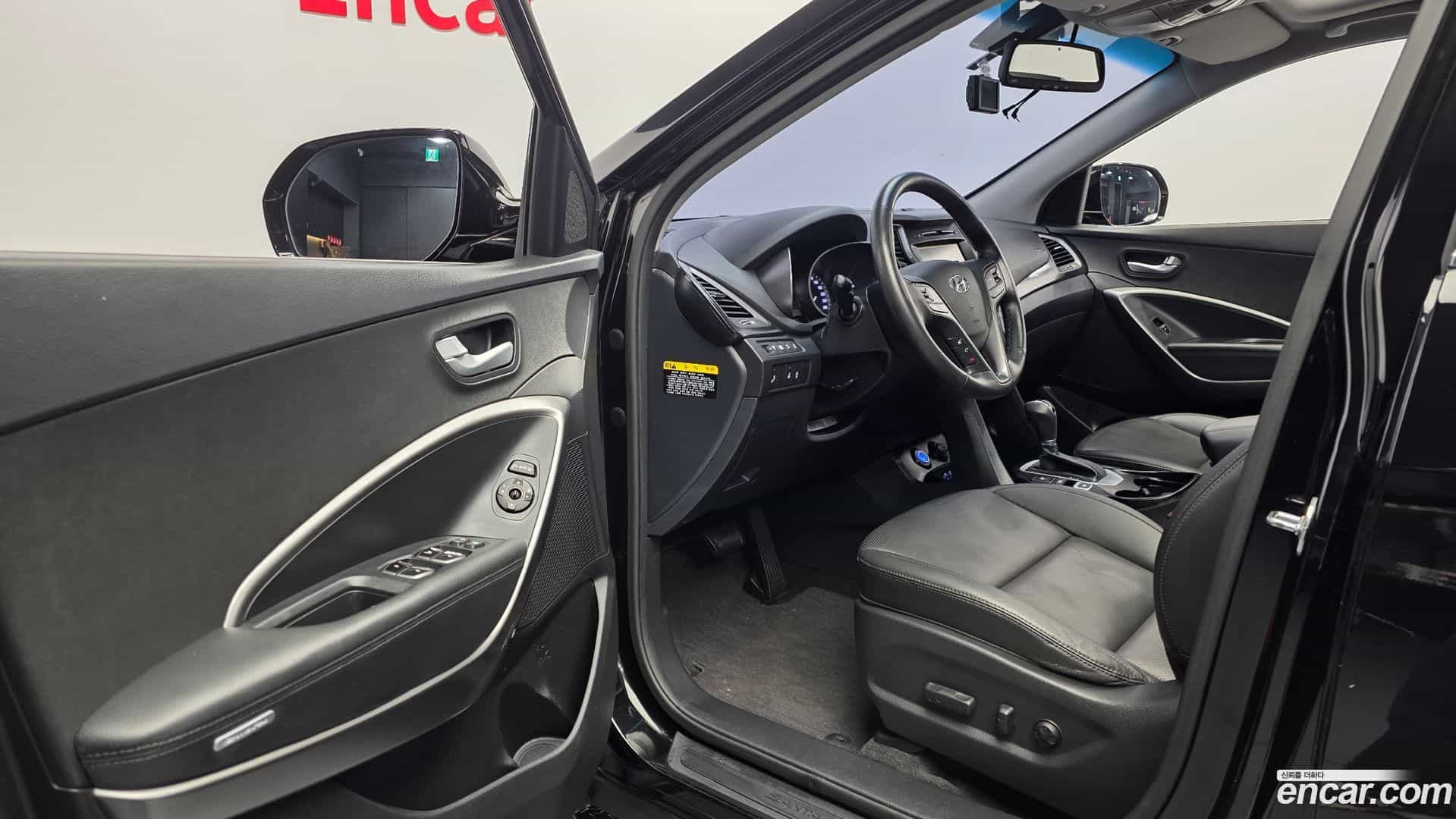 Santafe Hyundai 2017.7-INNER-010