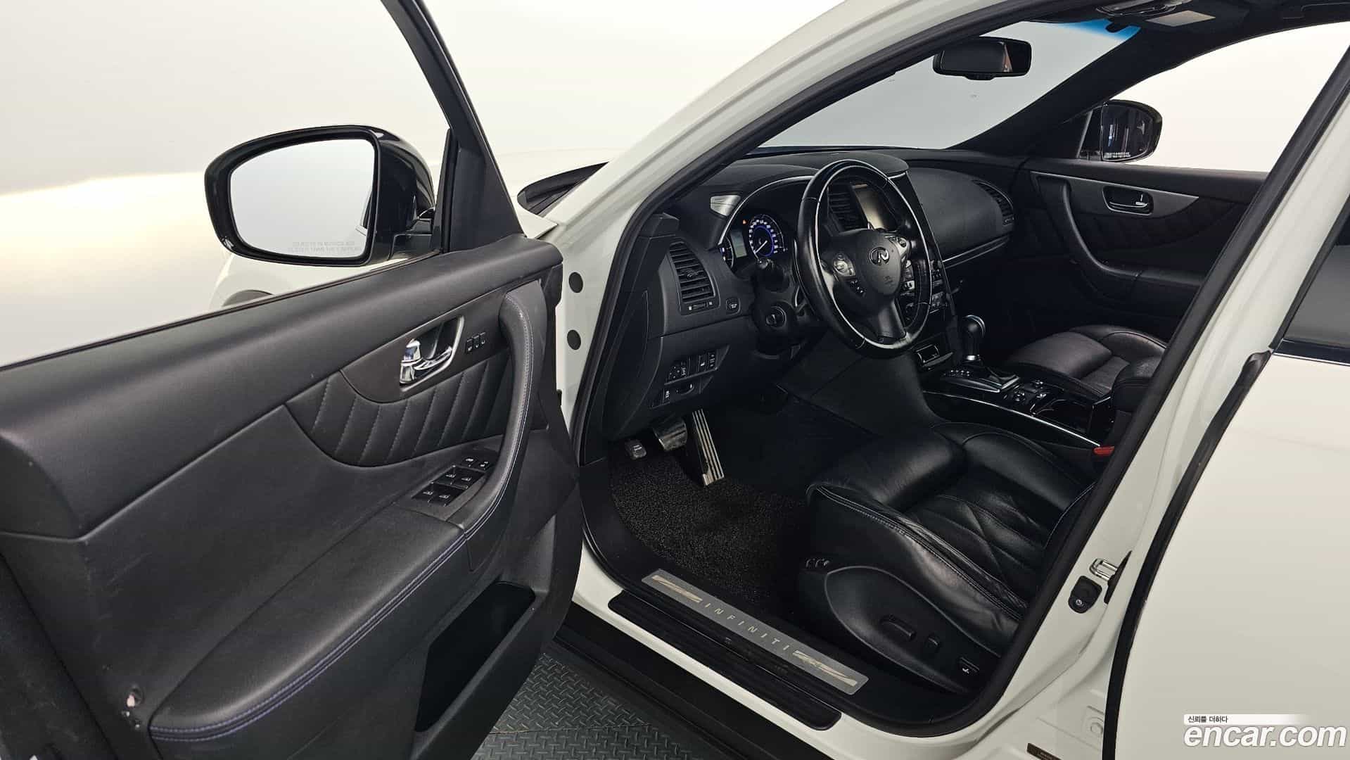 QX70 Infiniti 2017.11-OPTION-015