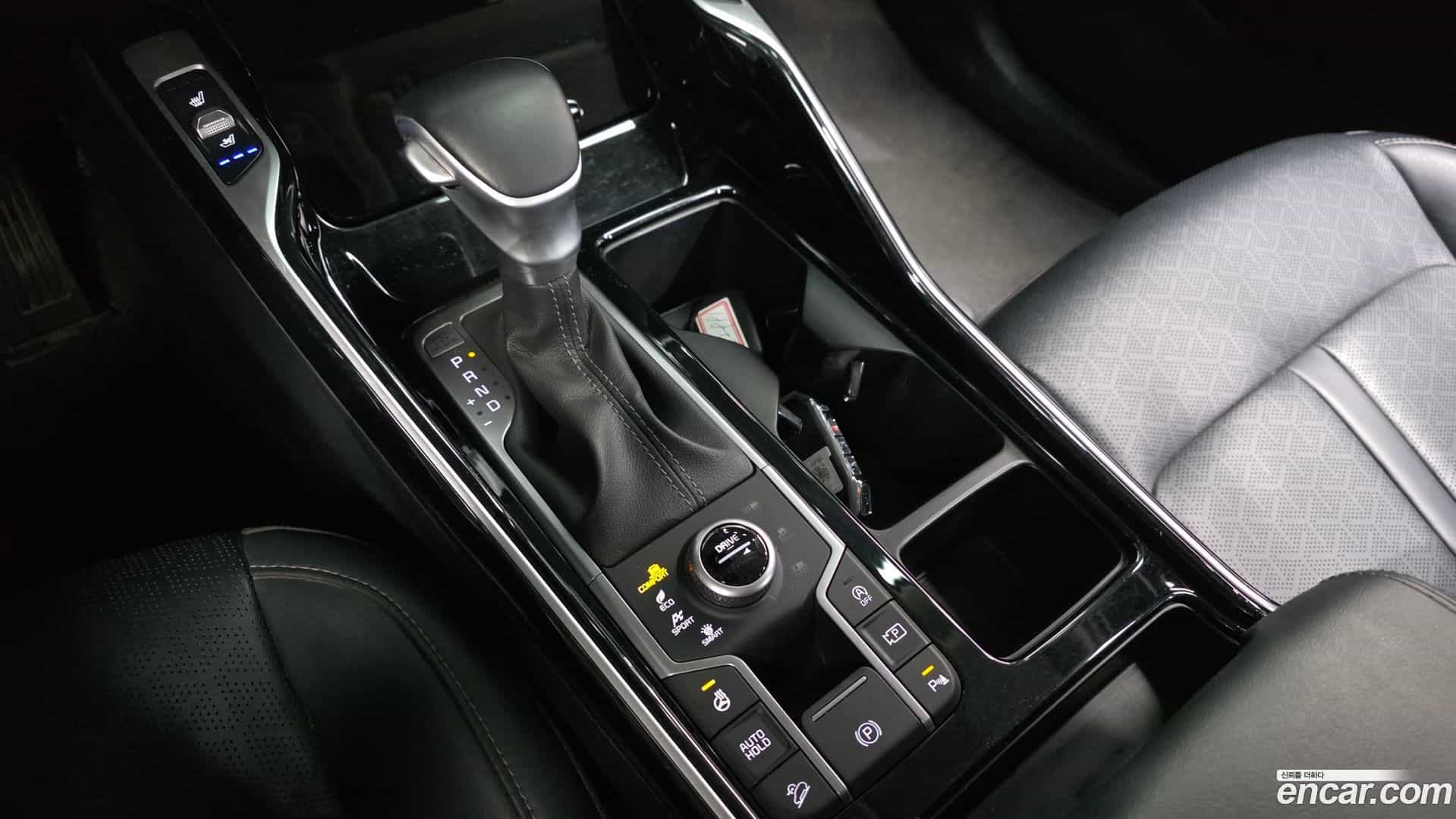 Sorento Kia 2022.8-INNER-009