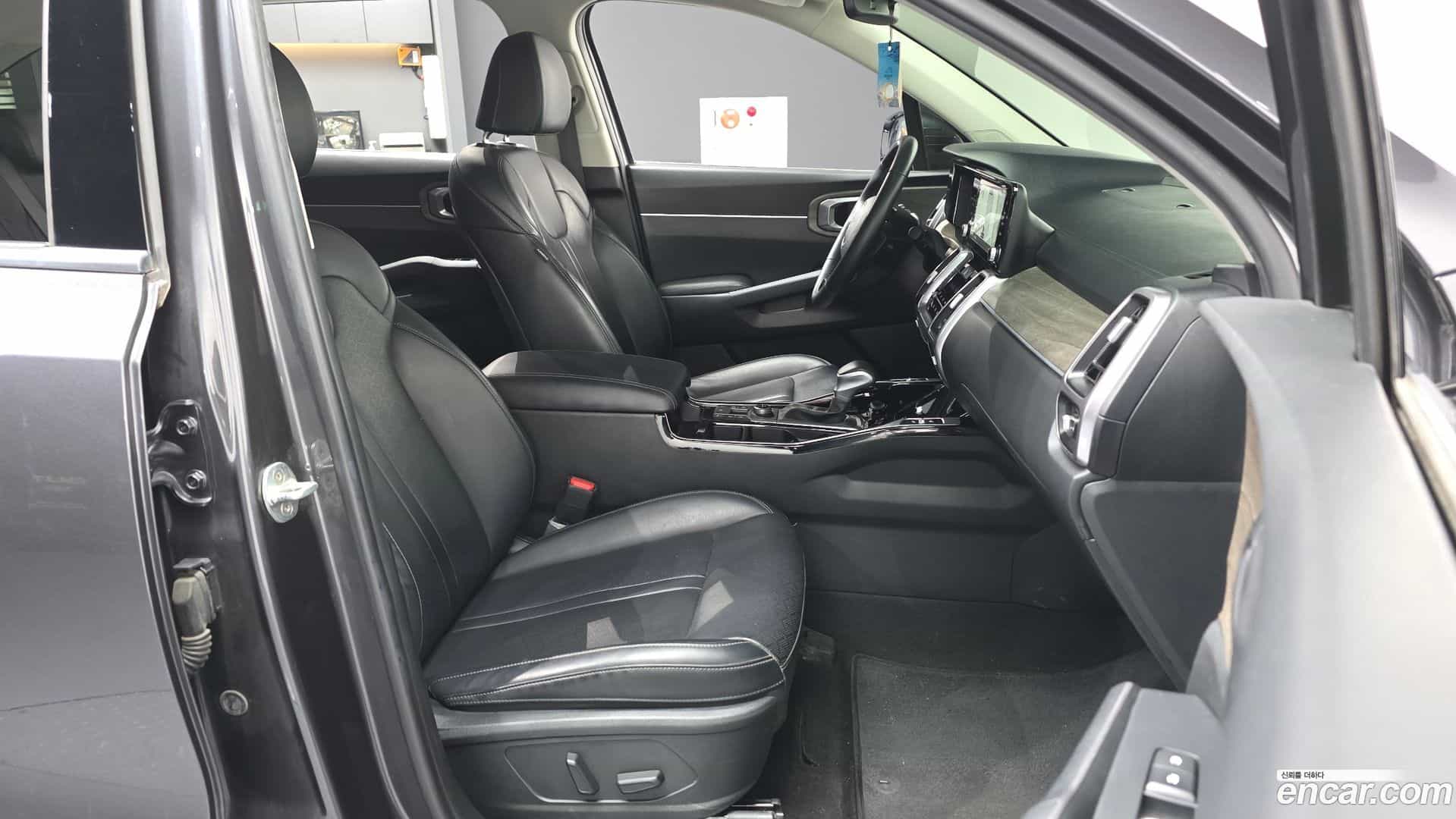 Sorento Kia 2022.8-OPTION-015