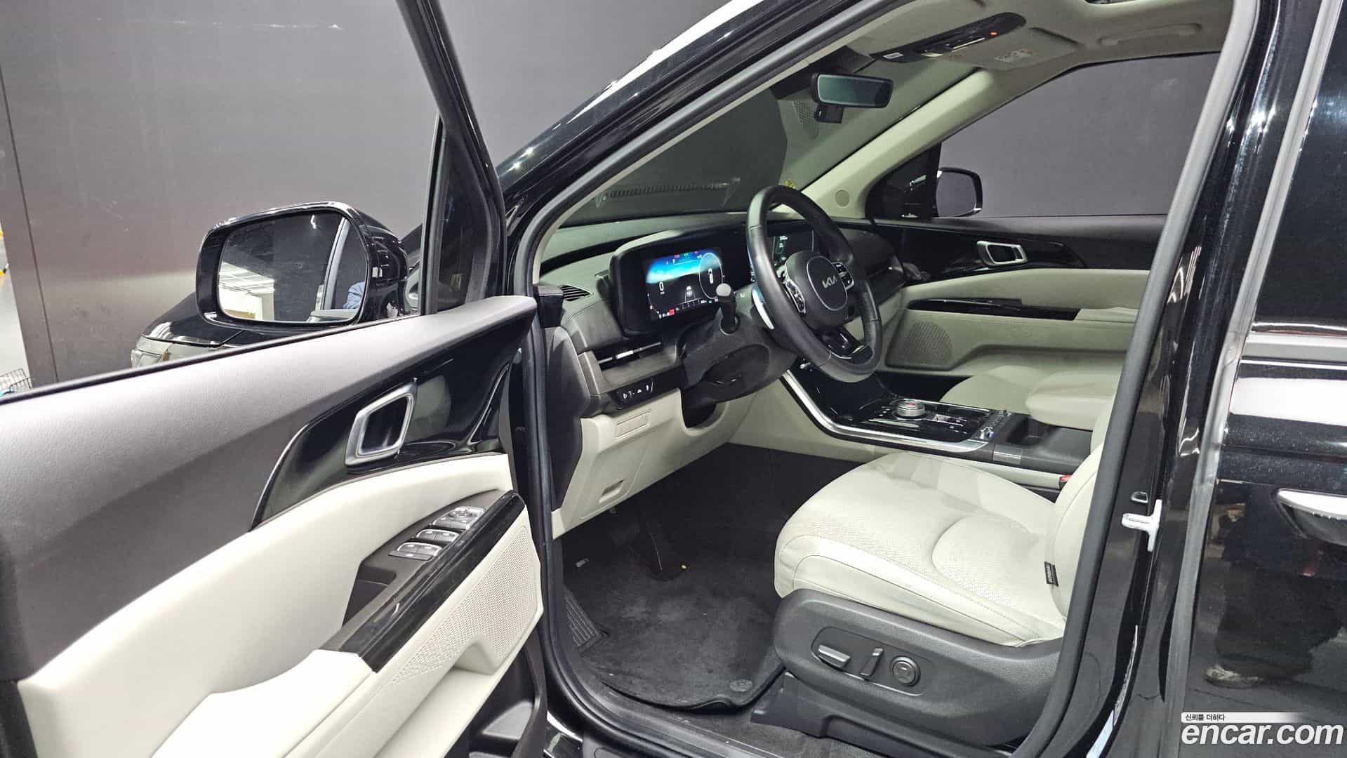Canival Kia 2022.11-INNER-010