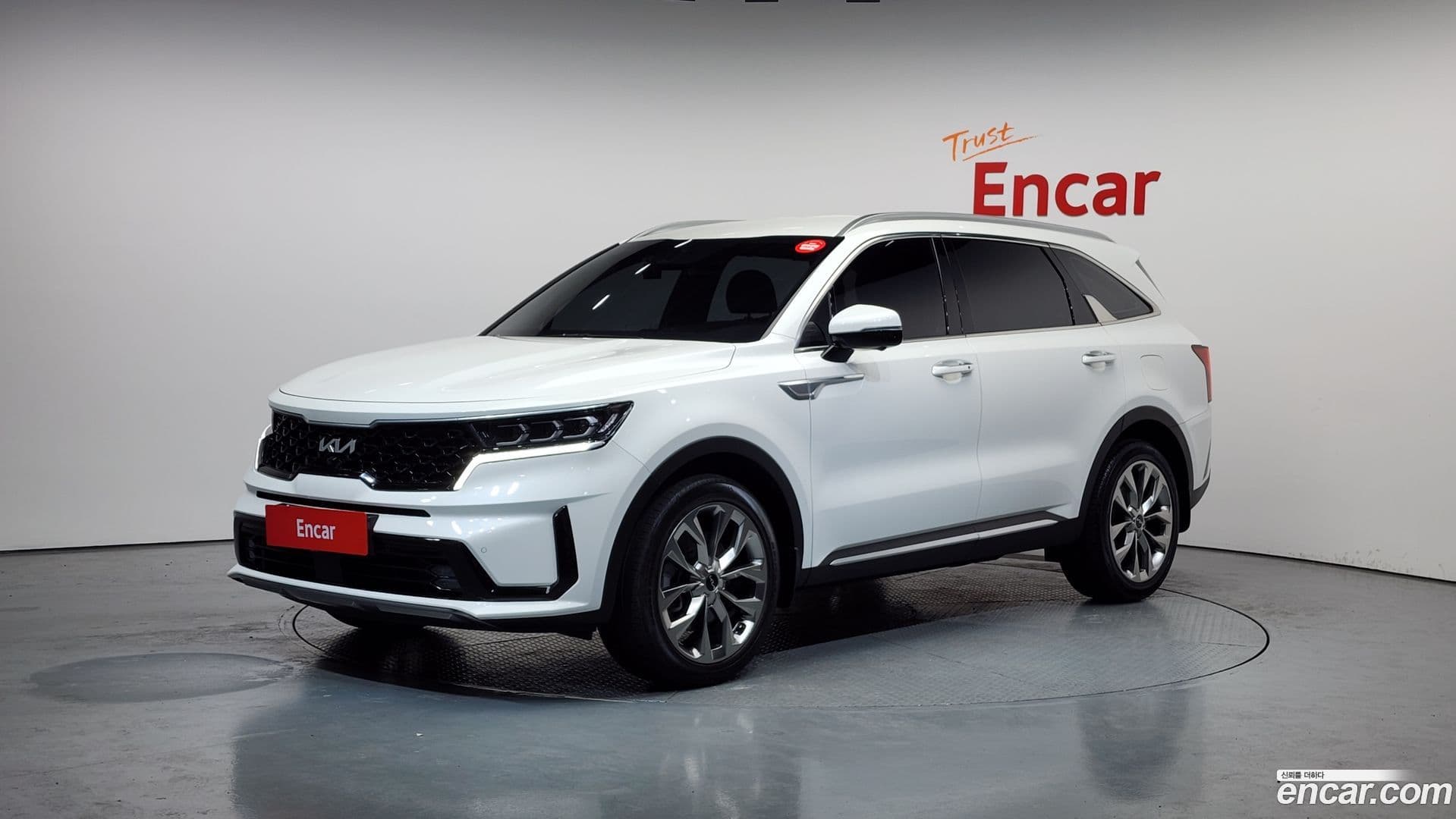 Main__Slider__Photo:Sorento Kia 2023.2-0