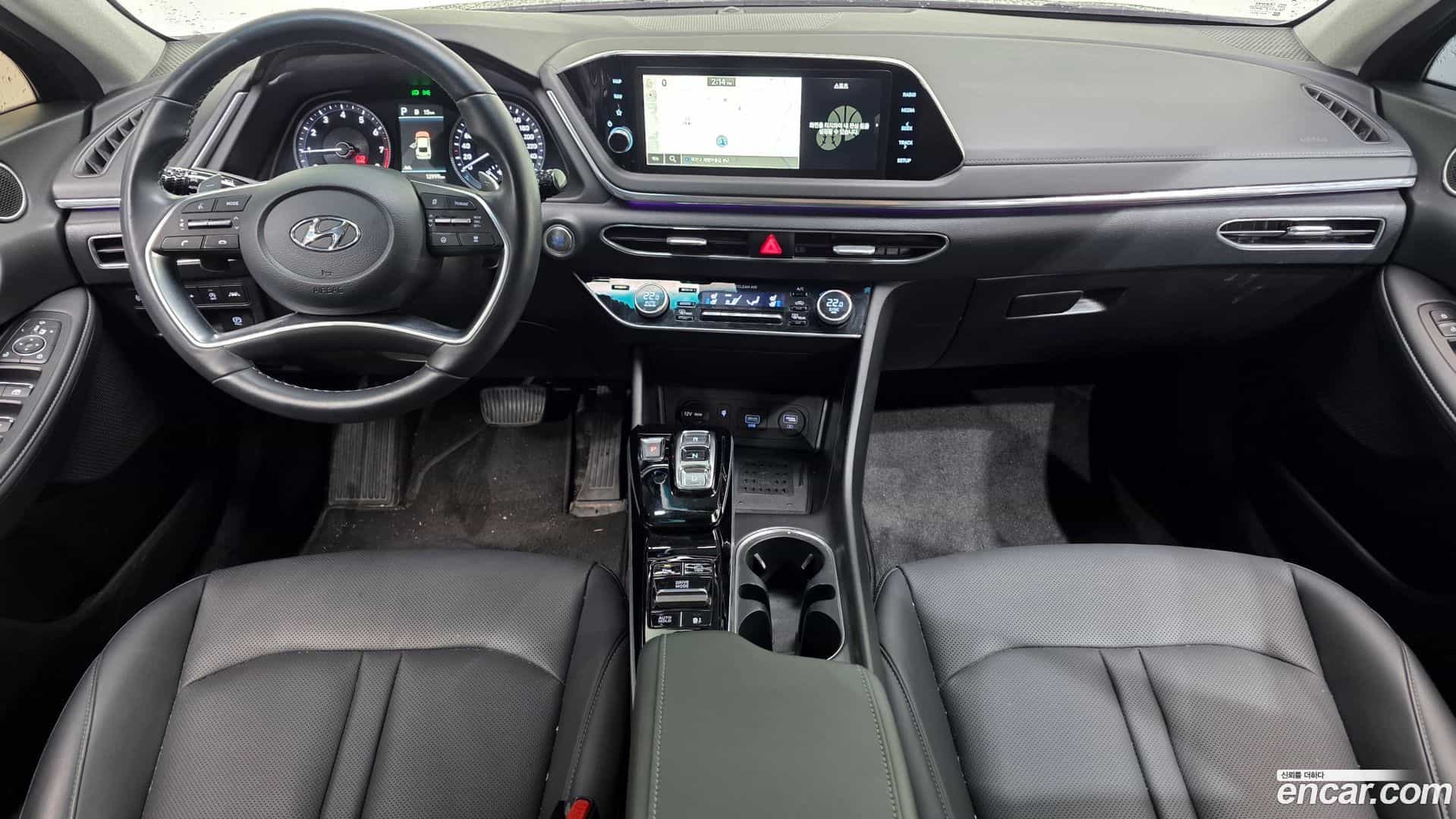 Sonata Hyundai 2022.1-INNER-007