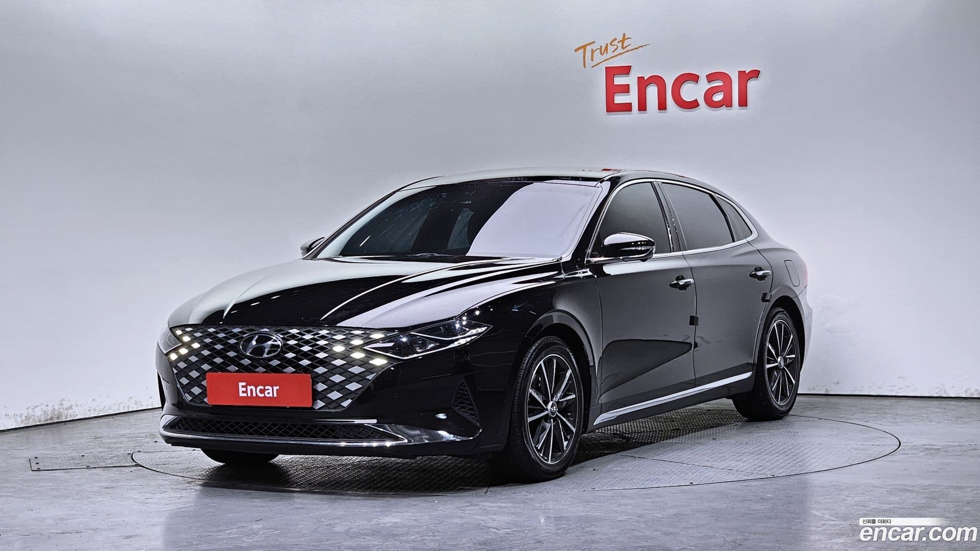 Main__Slider__Photo:Grandeur Hyundai 2021.5-0