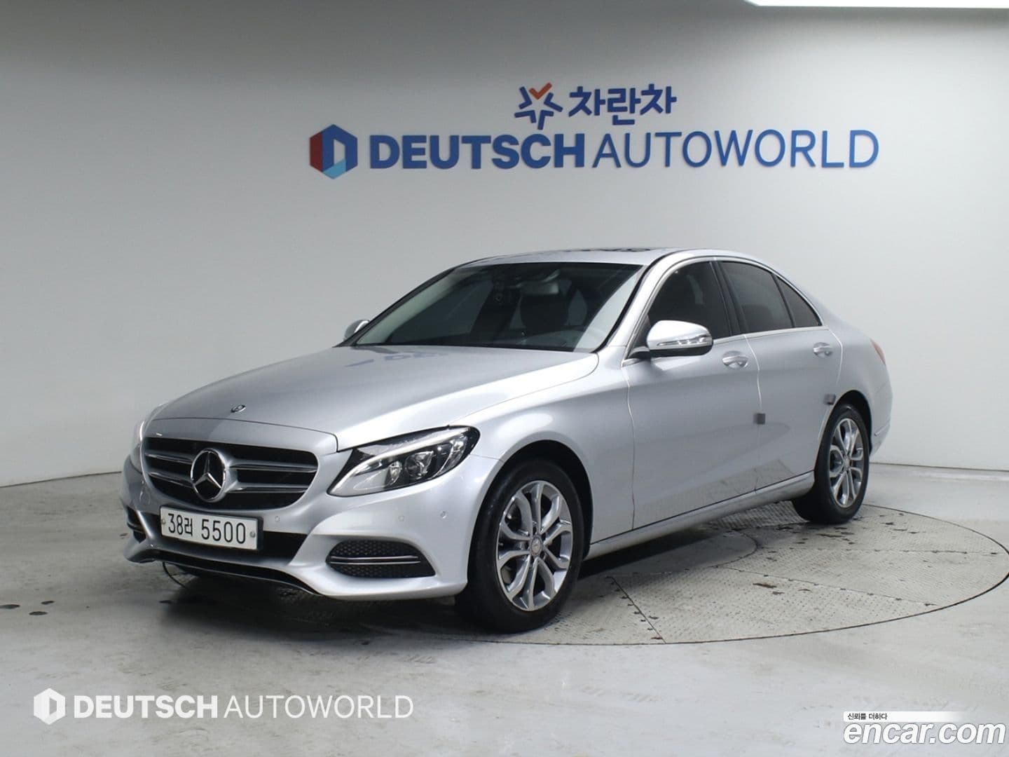 Main__Slider__Photo:C-Class Mercedes-Benz 2014.7-0