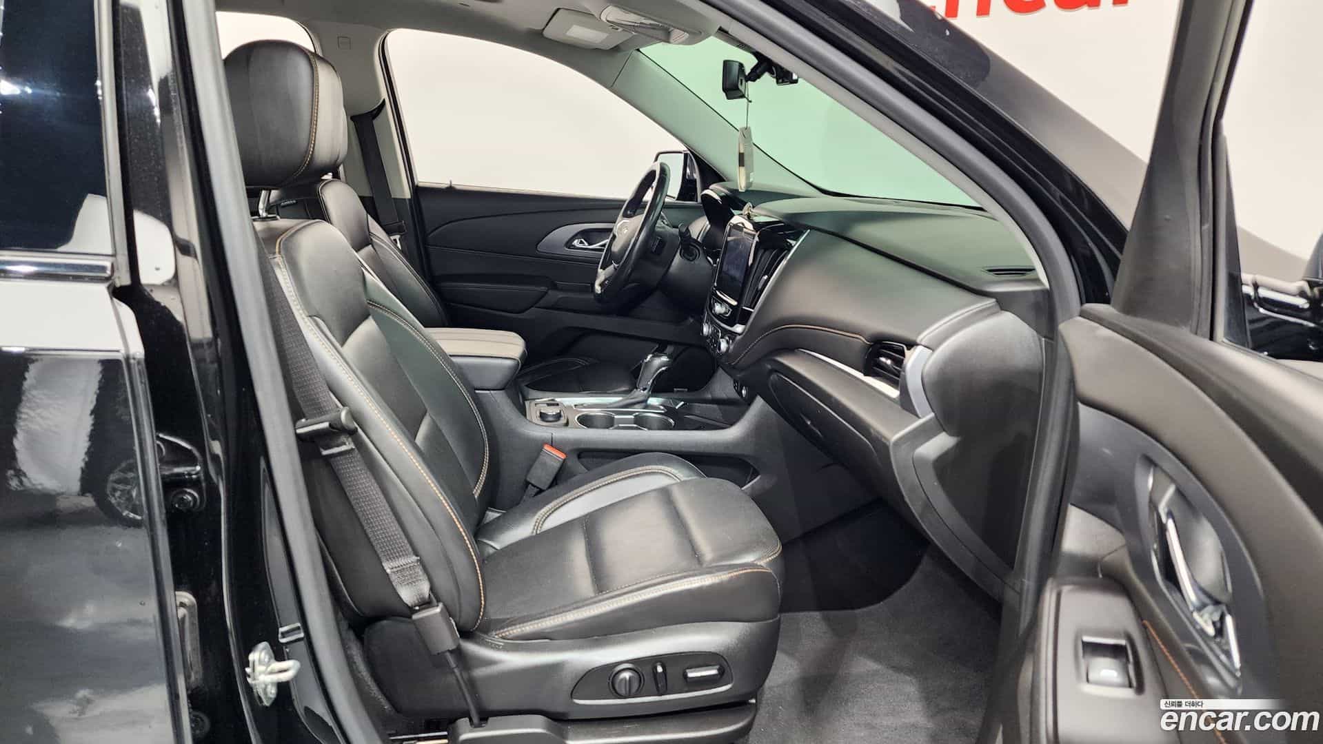 Traverse Chevrolet 2020.4-OPTION-015