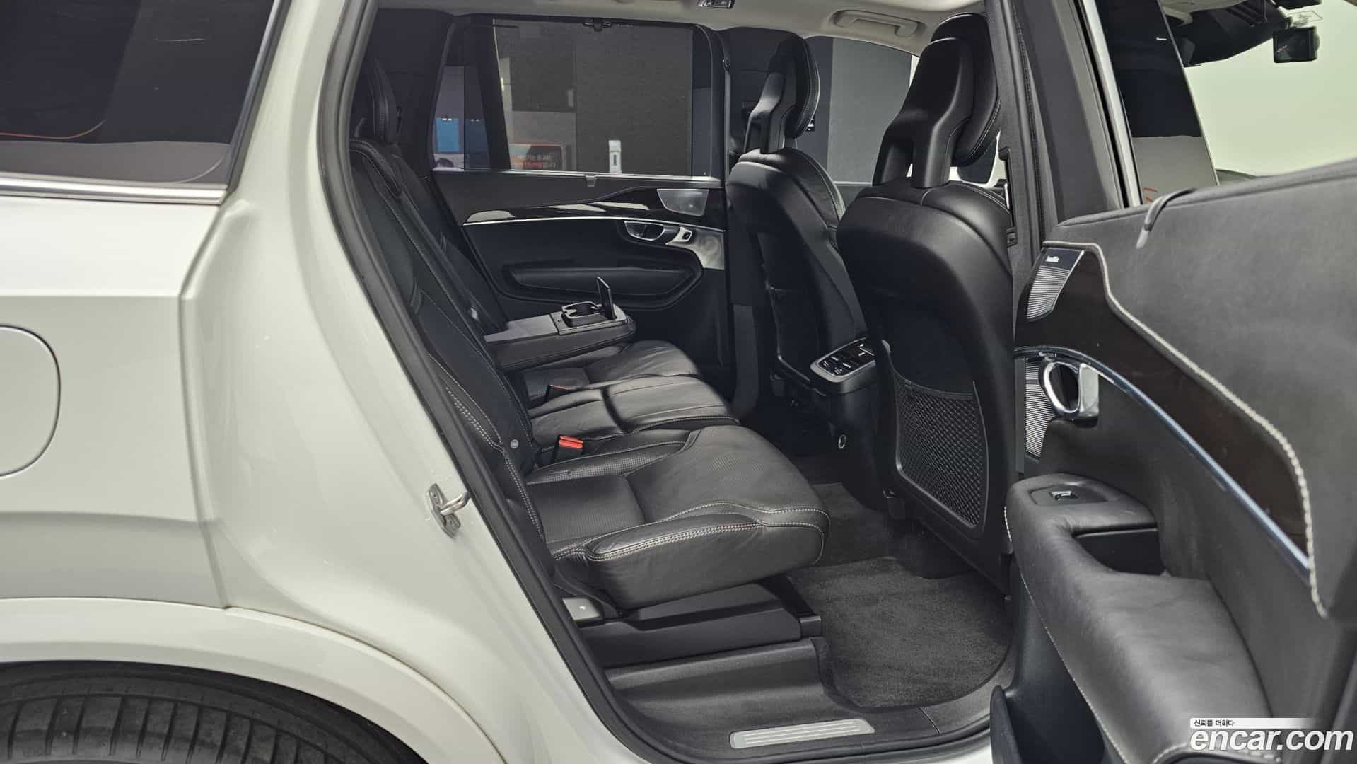 XC90 Volvo 2016.7-OPTION-016