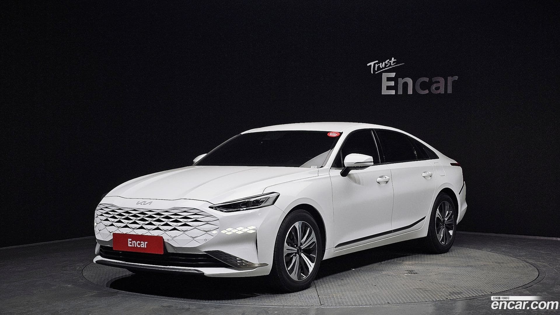 Main__Slider__Photo:K8 Kia 2021.11-0