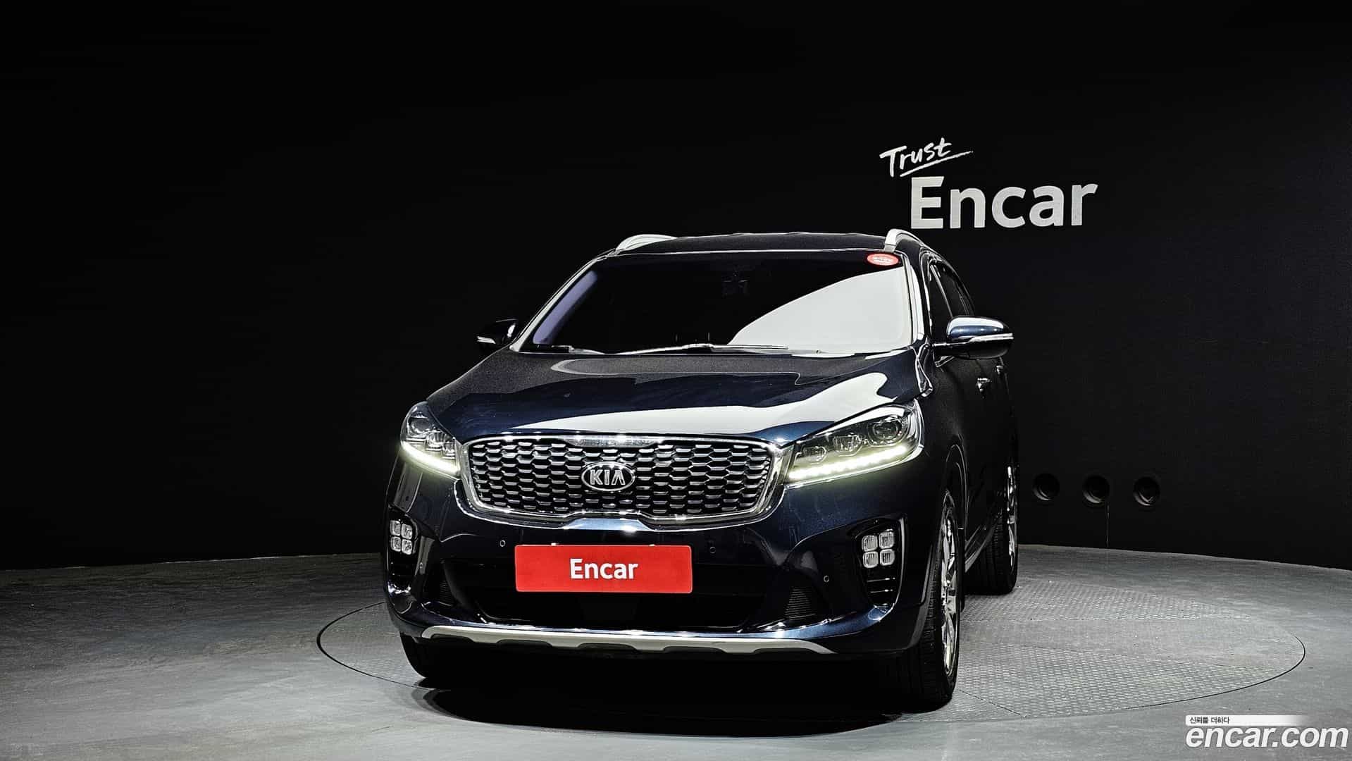 Sorento Kia 2019.0-OUTER-003
