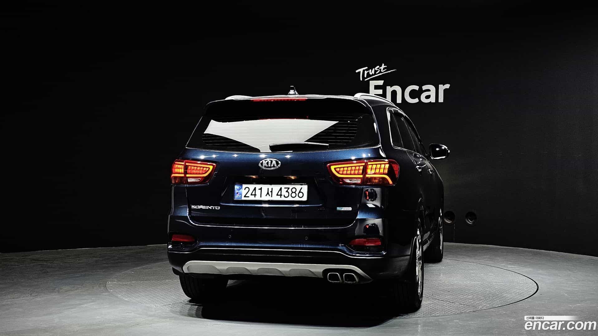 Sorento Kia 2019.0-OUTER-004
