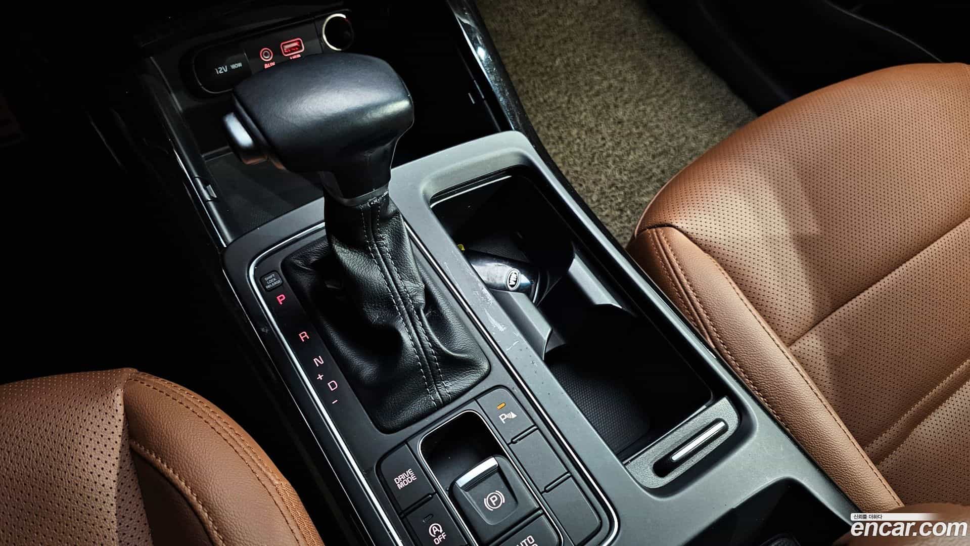 Sorento Kia 2019.0-INNER-009