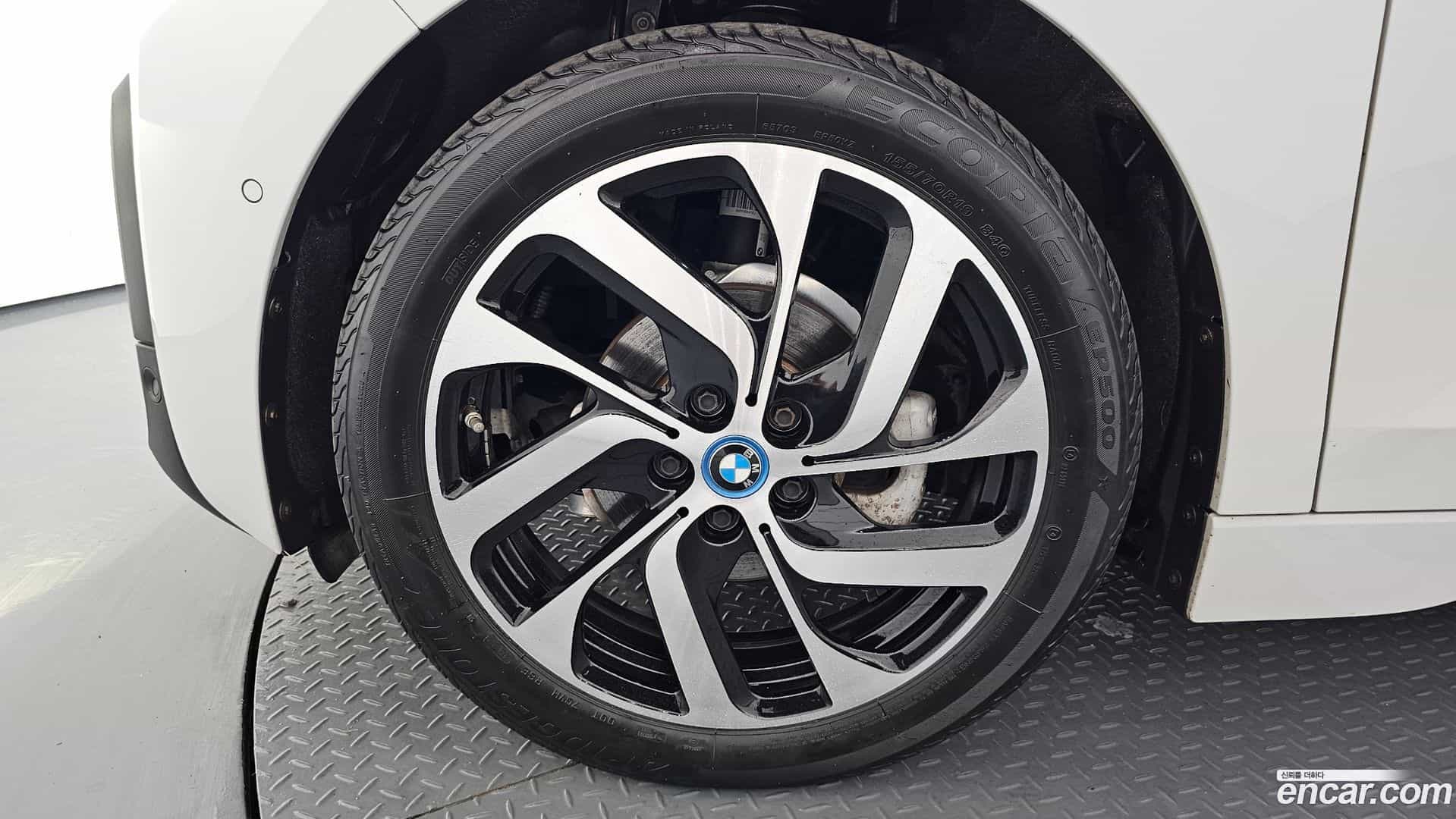 i3 BMW 2019.6-OUTER-005