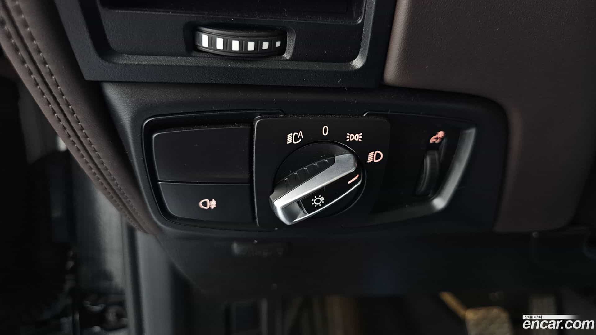 i3 BMW 2019.6-OPTION-021