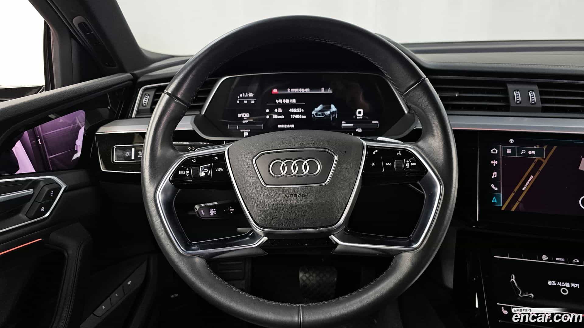e-tron Audi 2022.6-OPTION-017