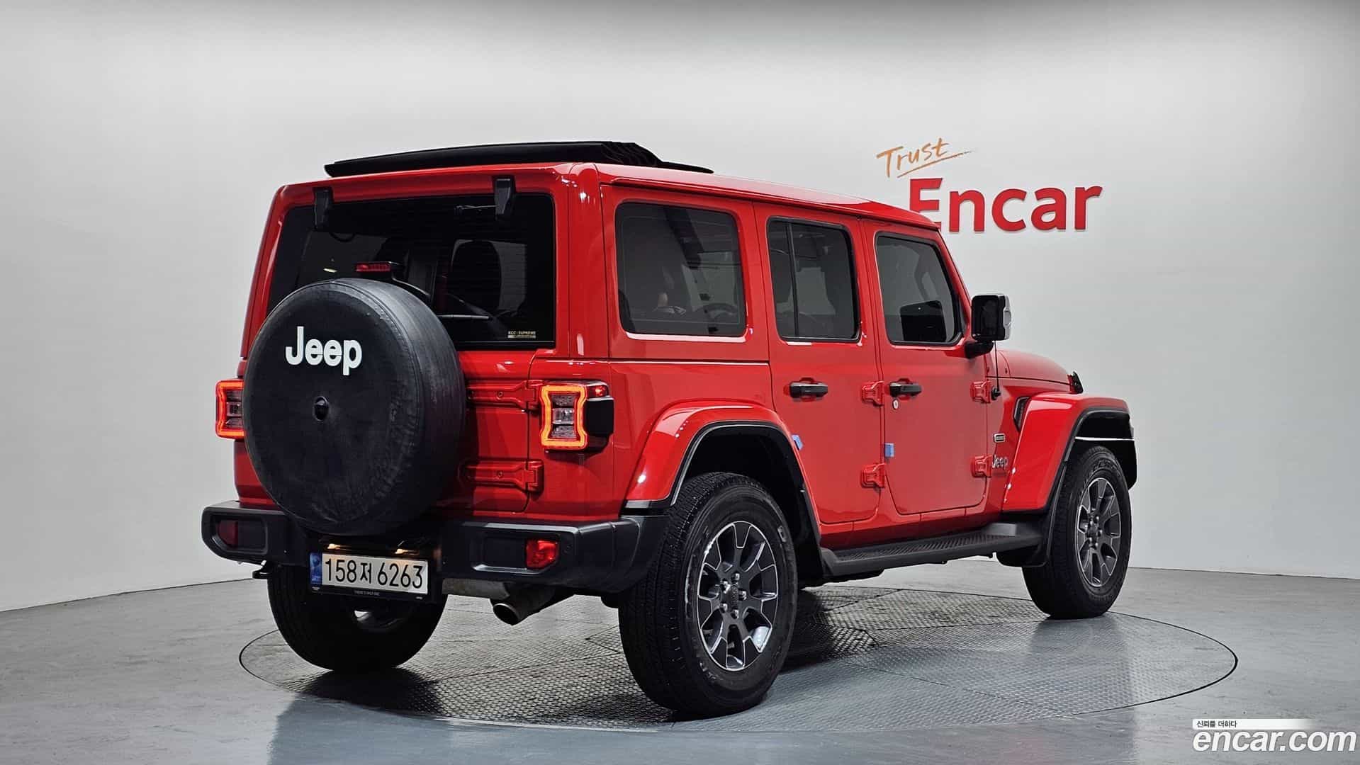 Wrangler Jeep 2022.10-OUTER-002