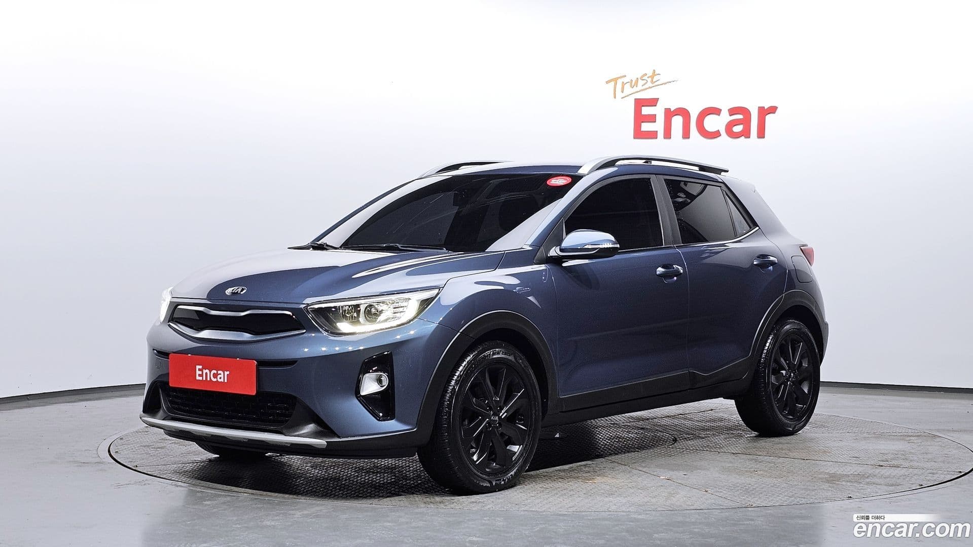 Main__Slider__Photo:Stonic Kia 2019.1-0