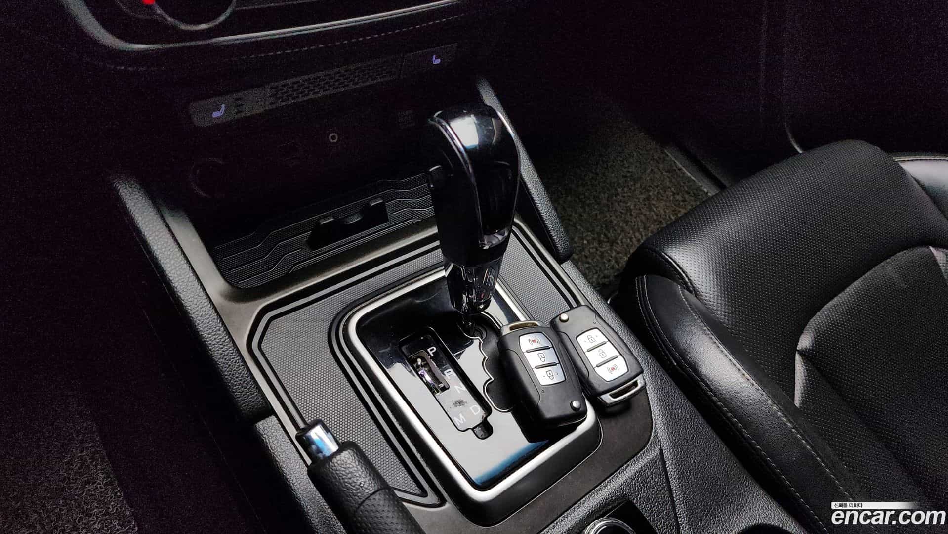 Rexton KG Mobility 2018.2-INNER-009