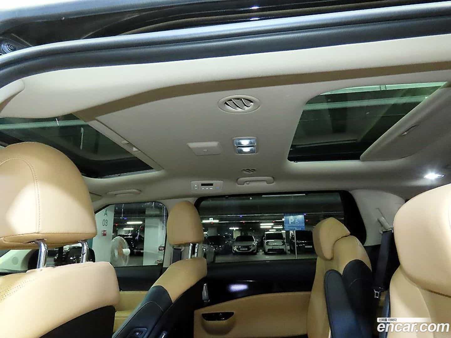 Canival Kia 2022.6-OPTION-017