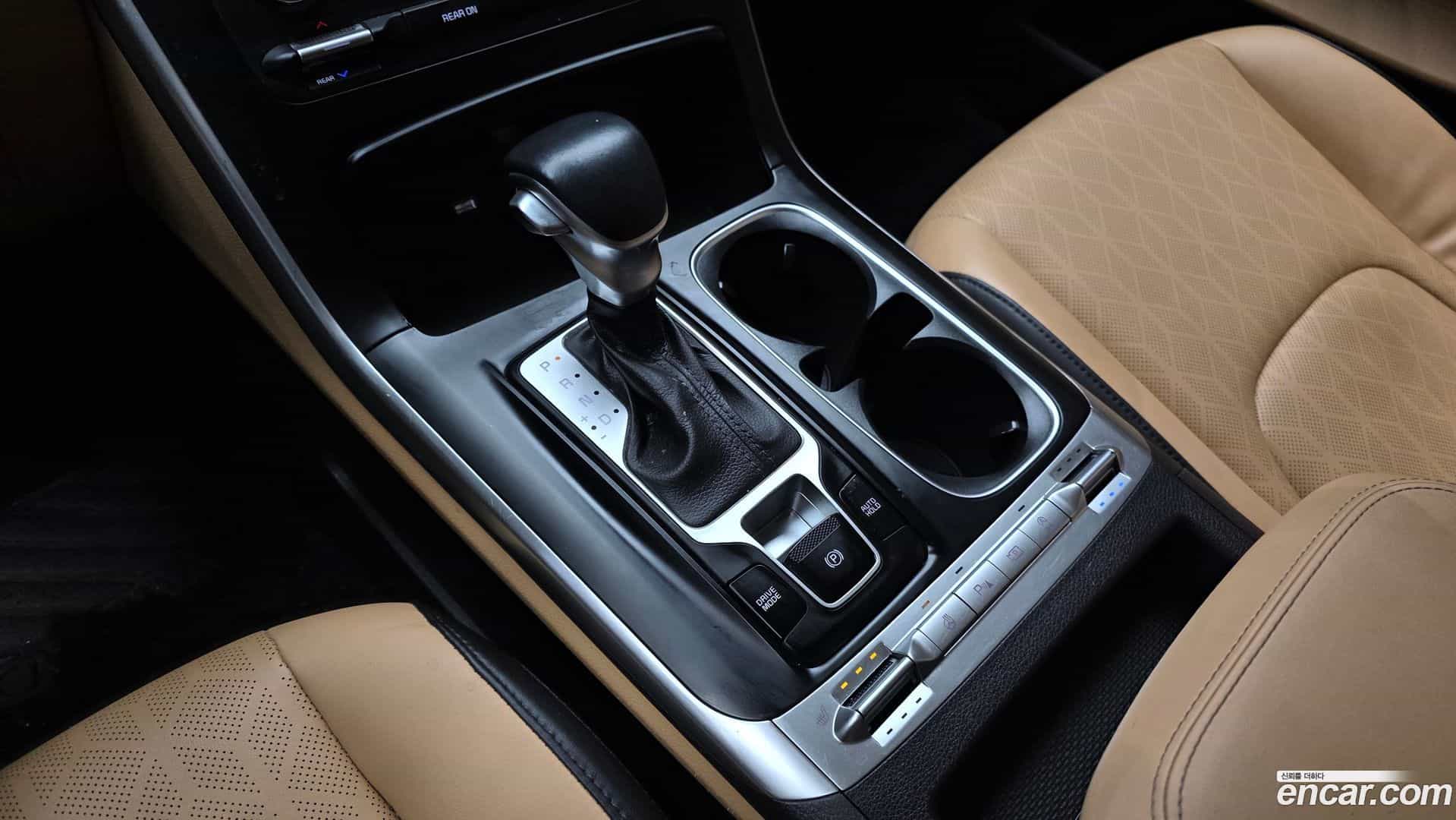 Canival Kia 2021.0-INNER-009