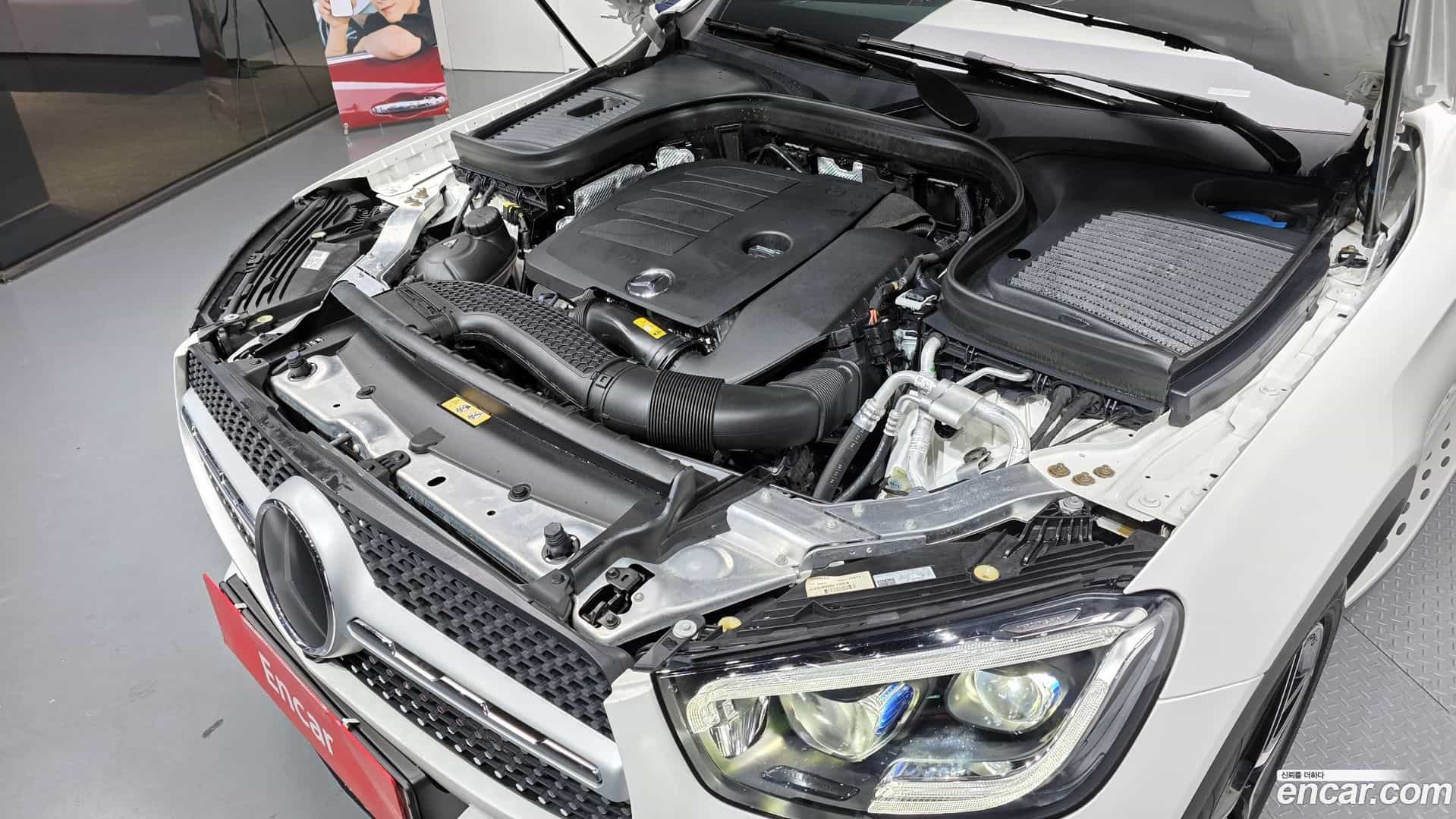 GLC-Class Mercedes-Benz 2022.5-INNER-006