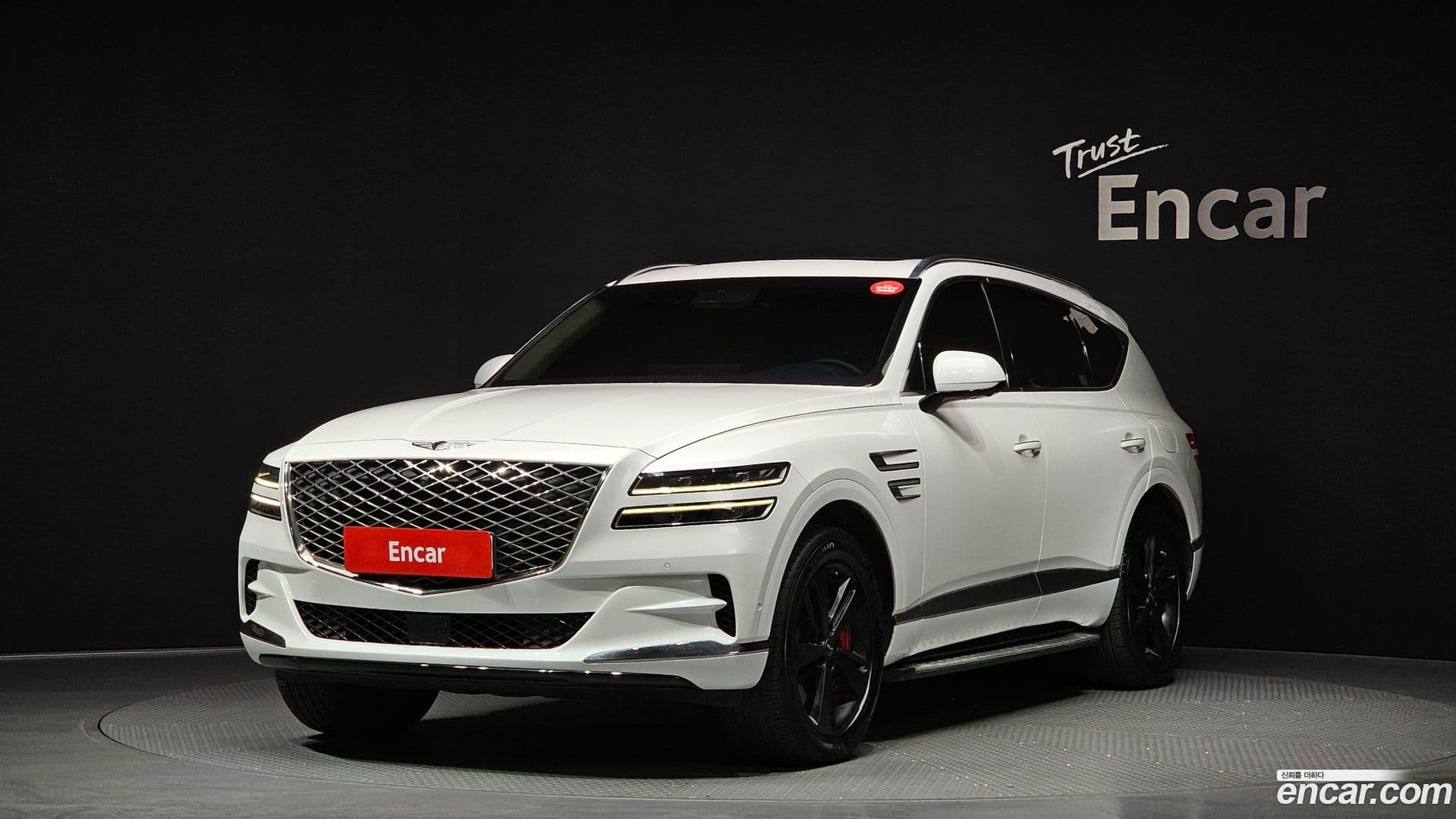 Main__Slider__Photo:GV80 Genesis 2020.6-0
