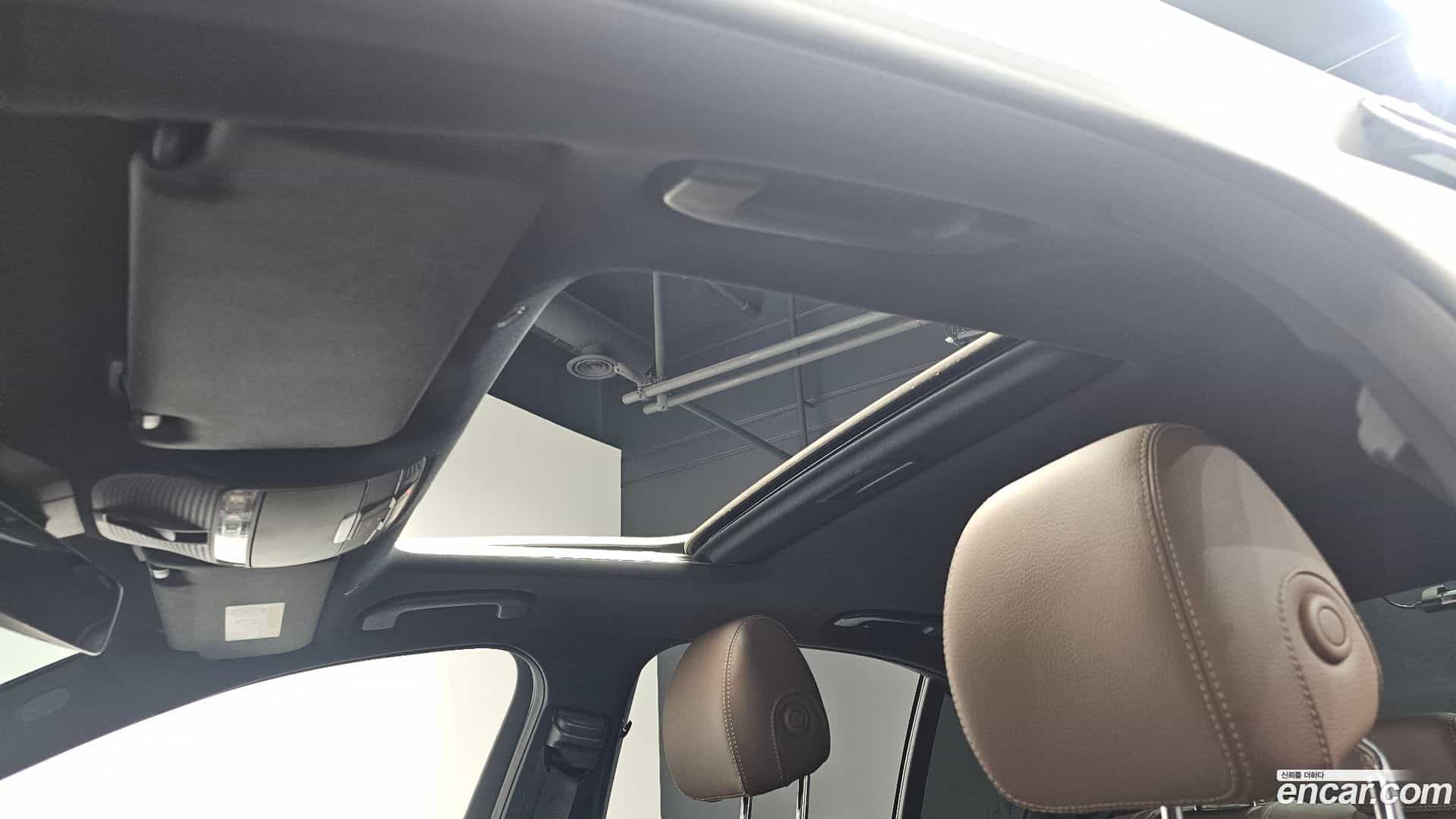 E-Class Mercedes-Benz 2021.1-OPTION-023