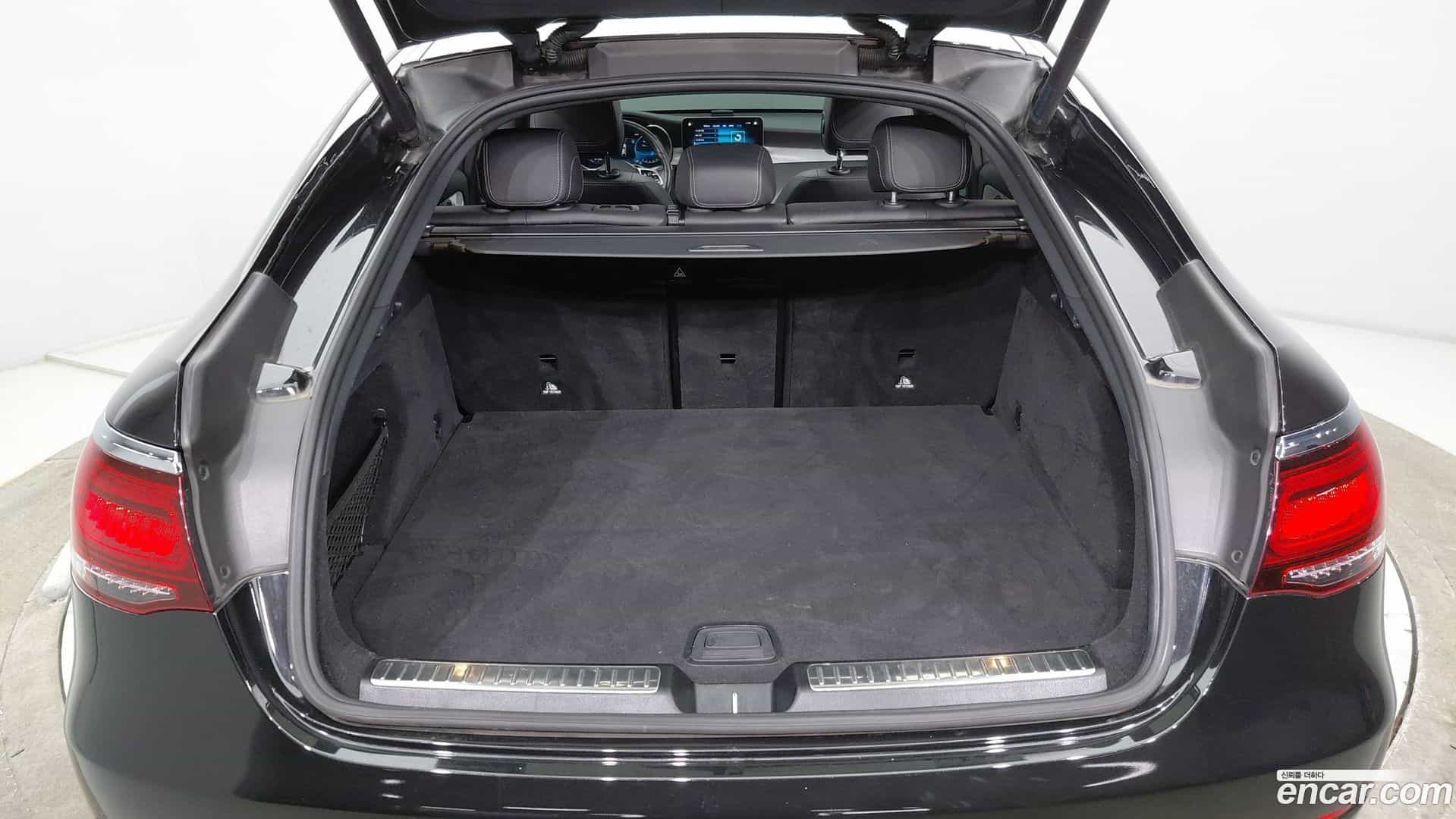 GLC-Class Mercedes-Benz 2020.9-INNER-006