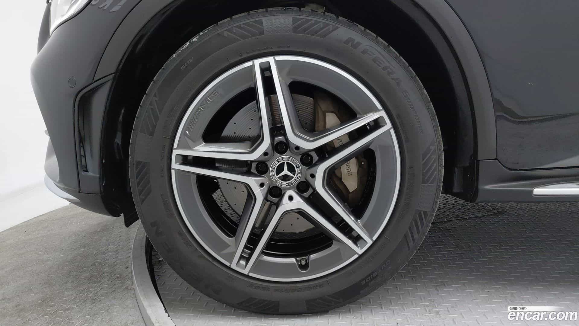 GLC-Class Mercedes-Benz 2020.9-INNER-007