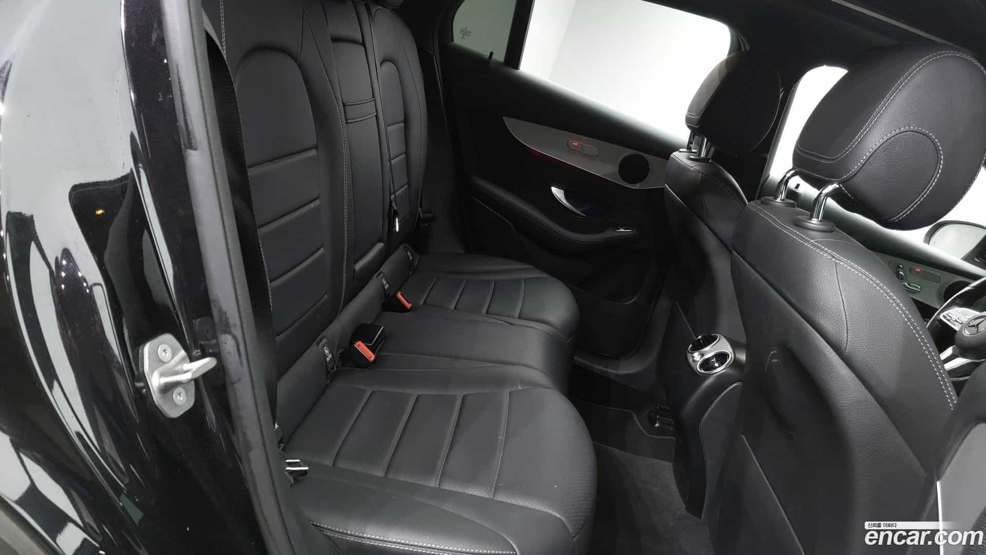 GLC-Class Mercedes-Benz 2020.9-OPTION-017