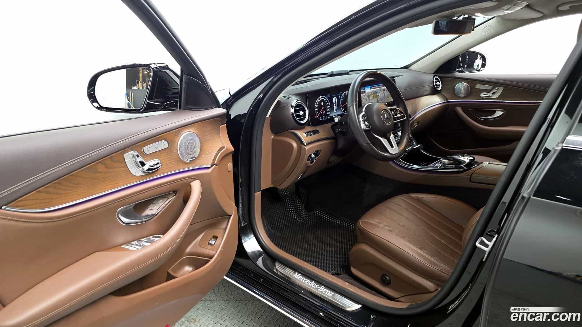 E-Class Mercedes-Benz 2020.4-INNER-010