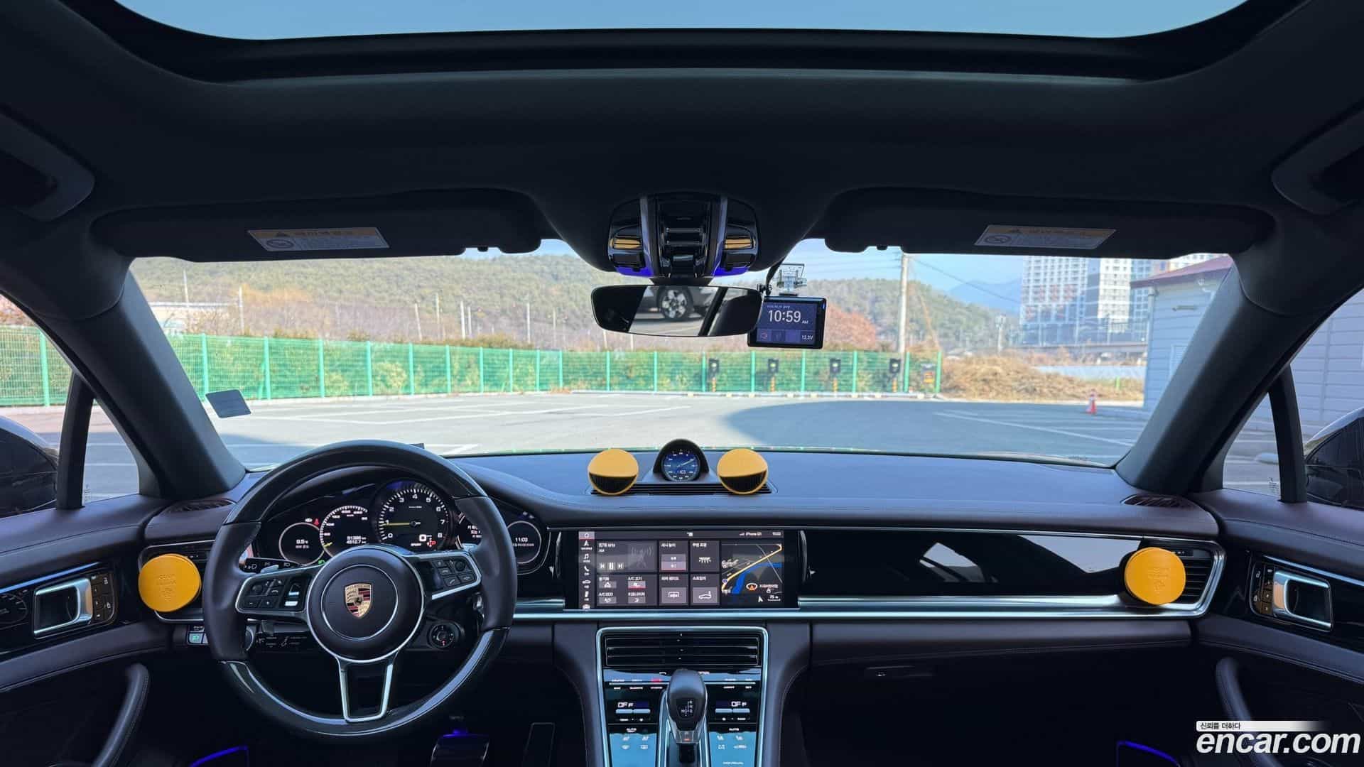 Panamera Porsche 2019.10-OPTION-017