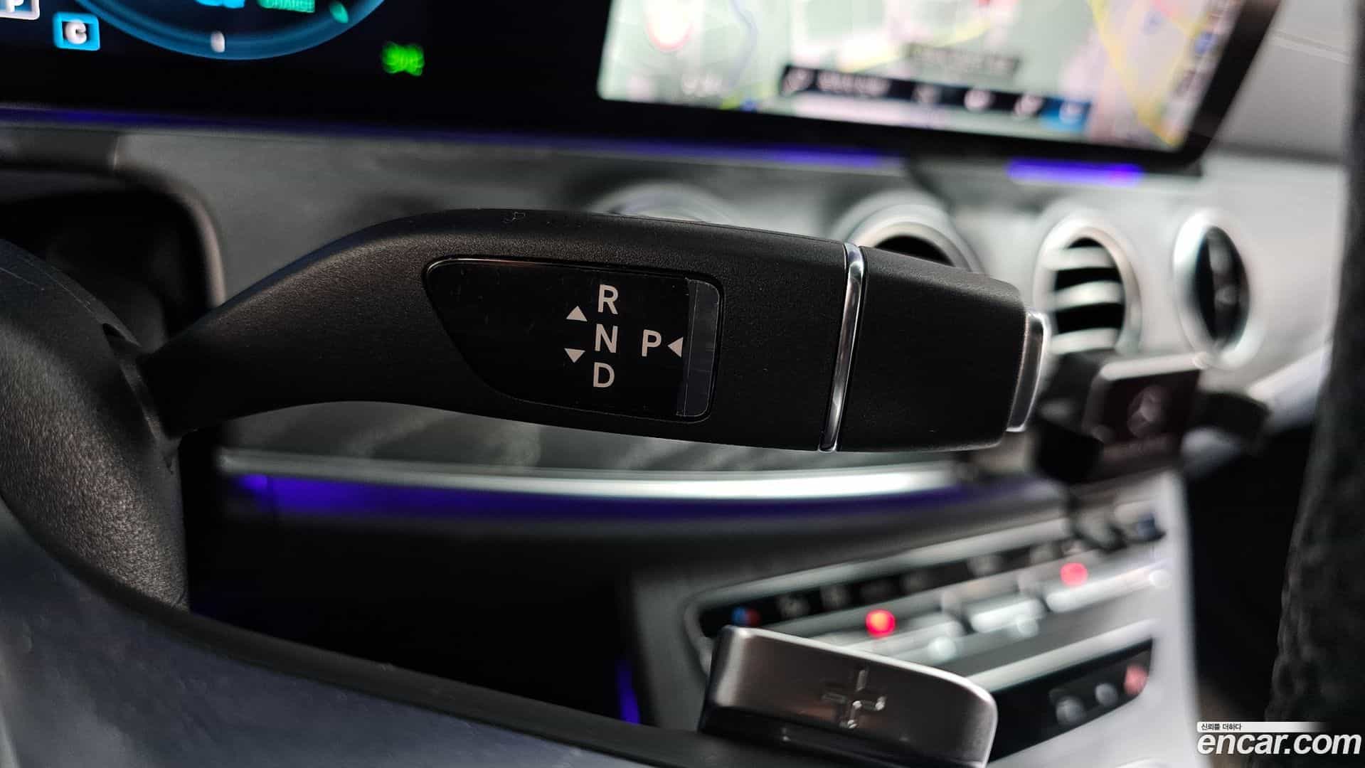 E-Class Mercedes-Benz 2020.10-INNER-009