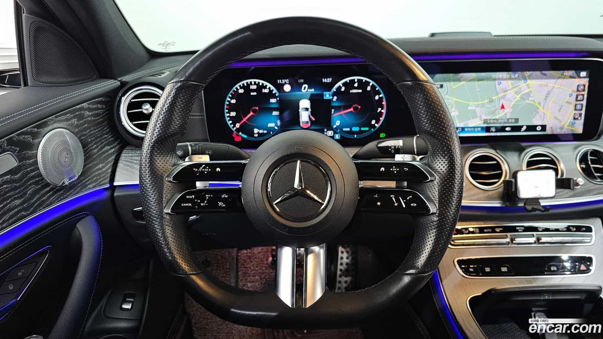 E-Class Mercedes-Benz 2020.10-OPTION-017