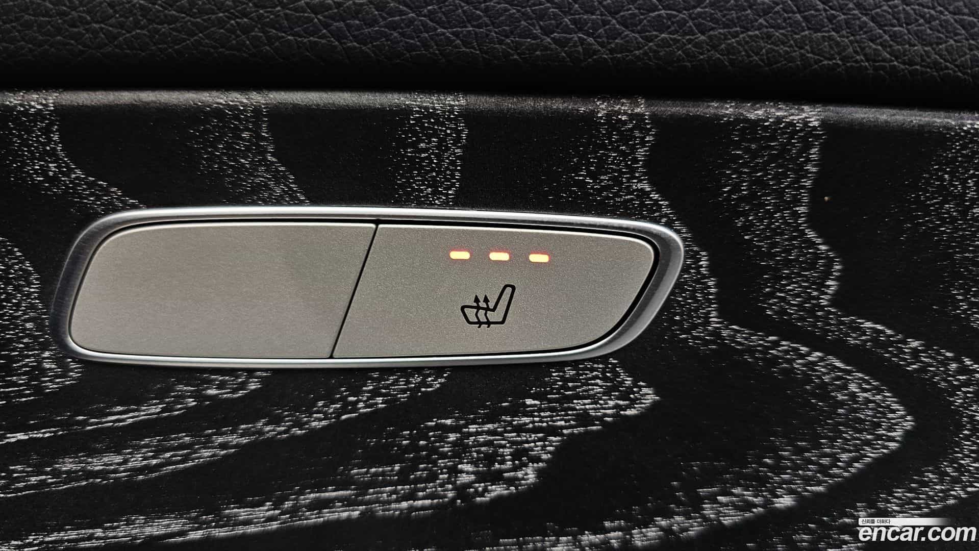 E-Class Mercedes-Benz 2020.10-OPTION-022