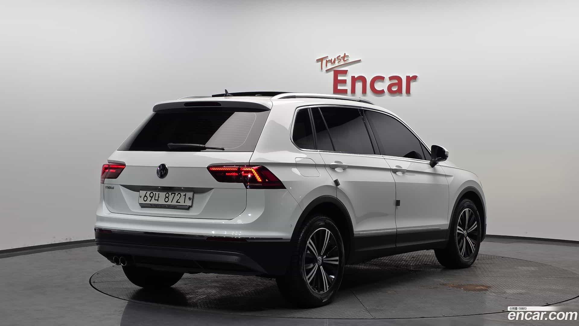 Tiguan Volkswagen 2018.5-OUTER-002