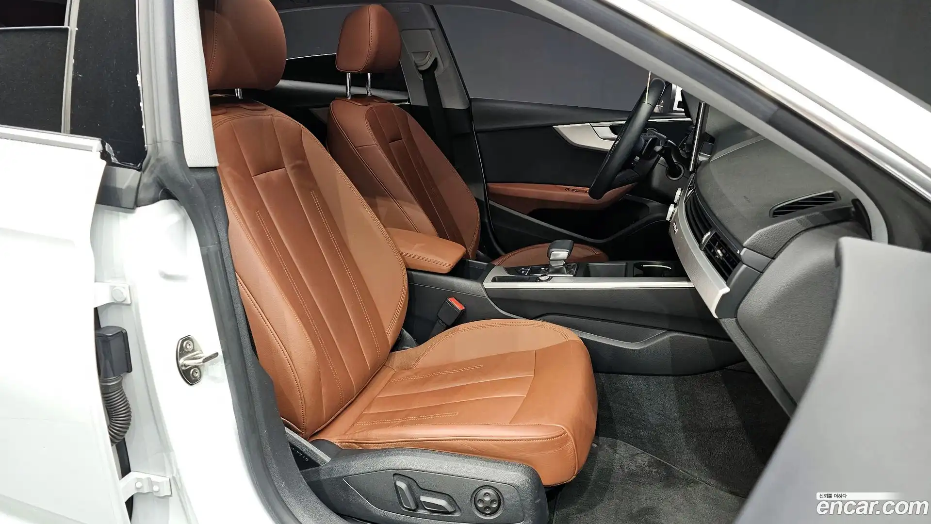 A5 Audi 2021.3-INNER-010