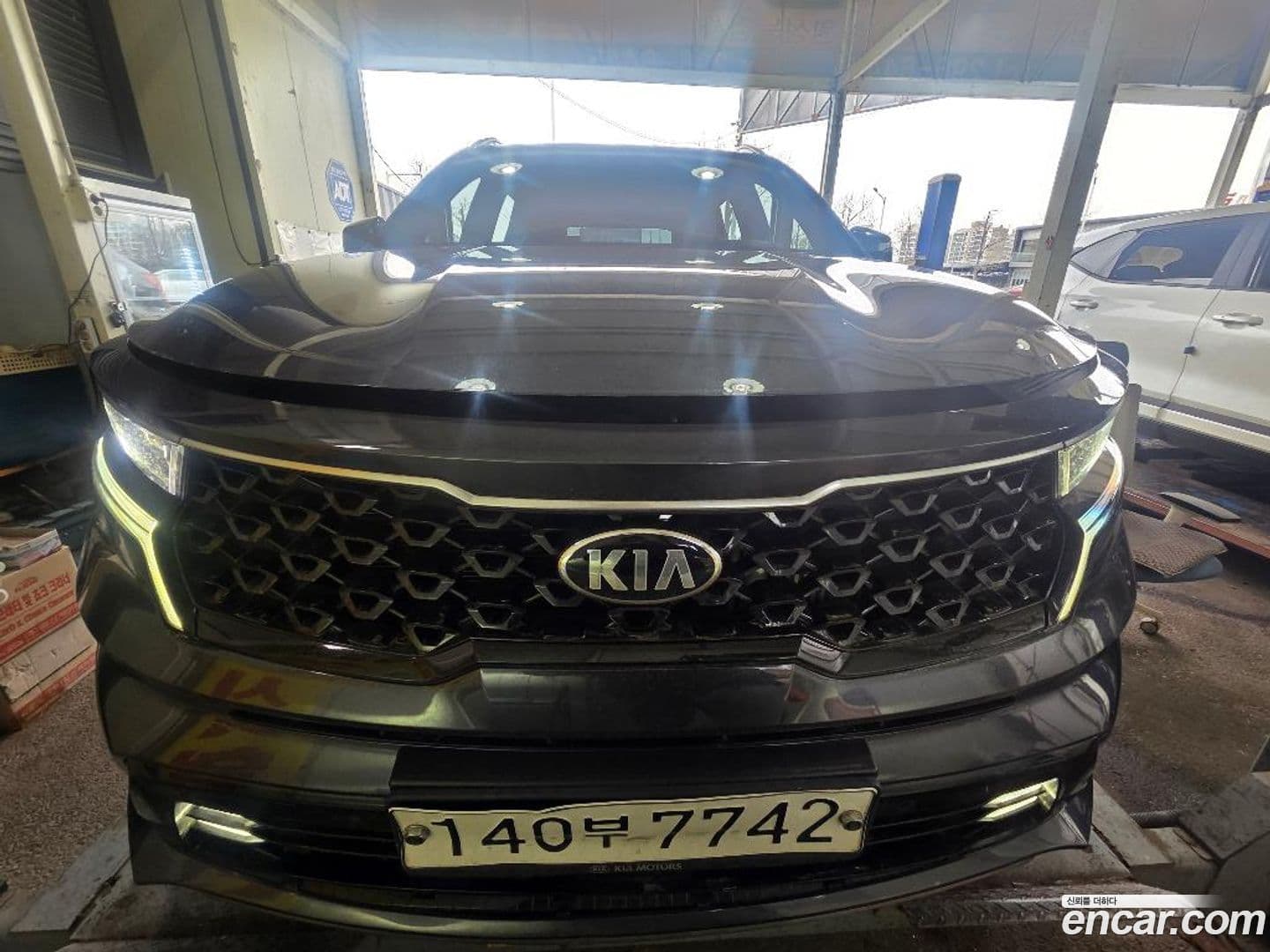 Main__Slider__Photo:Sorento Kia 2020.3-0
