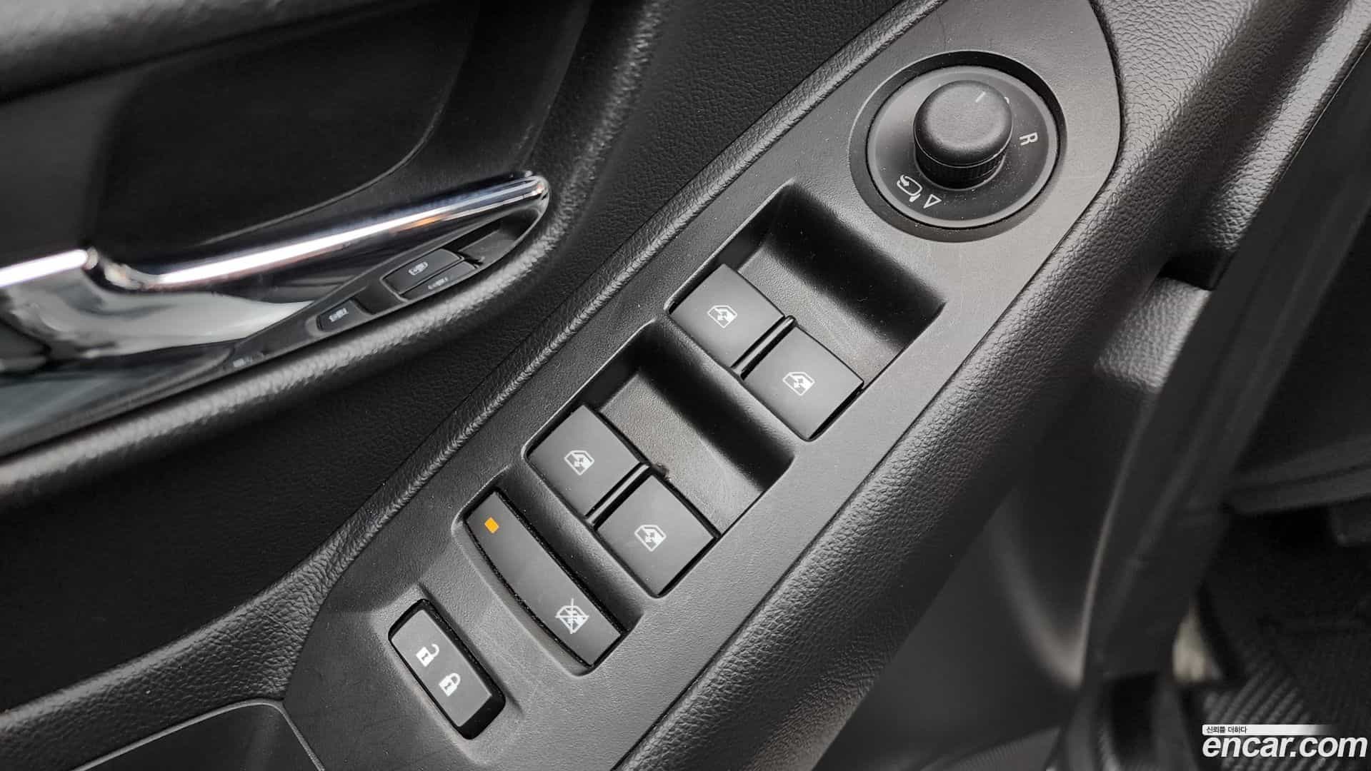 Trax Chevrolet 2018.11-OPTION-018