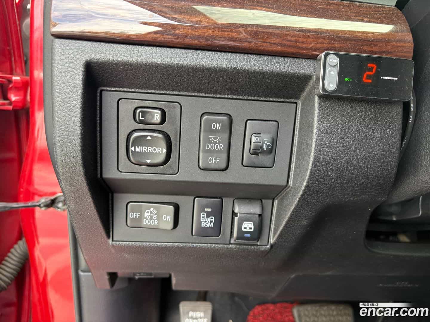 Tundra Toyota 2014.5-OPTION-023