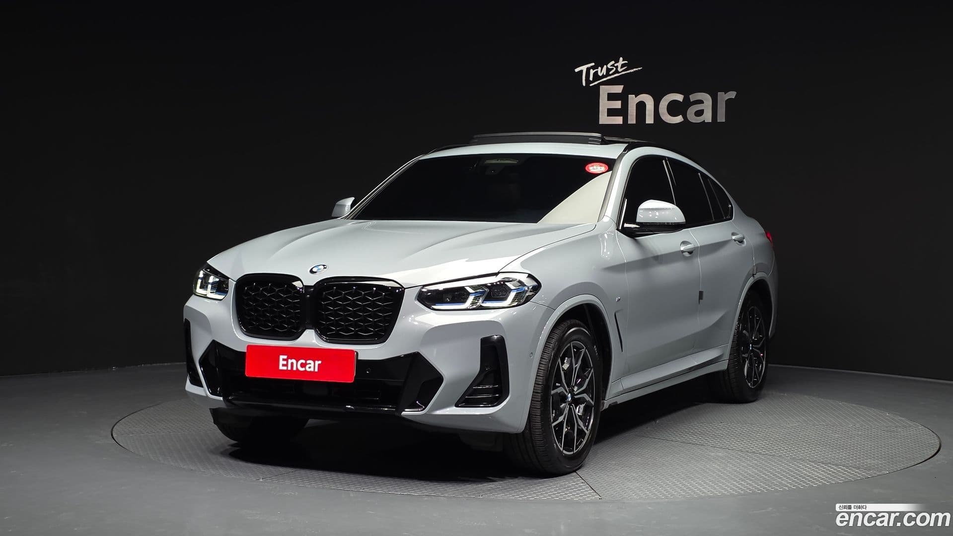 Main__Slider__Photo:X4 BMW 2022.9-0