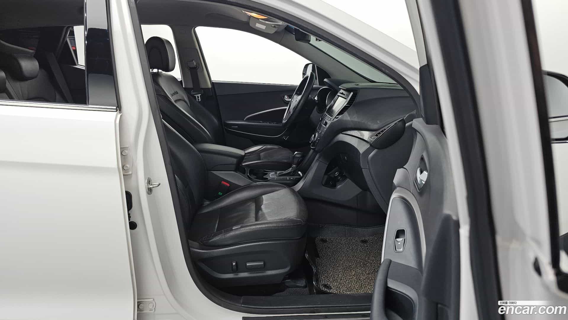 Santafe Hyundai 2015.8-OPTION-016