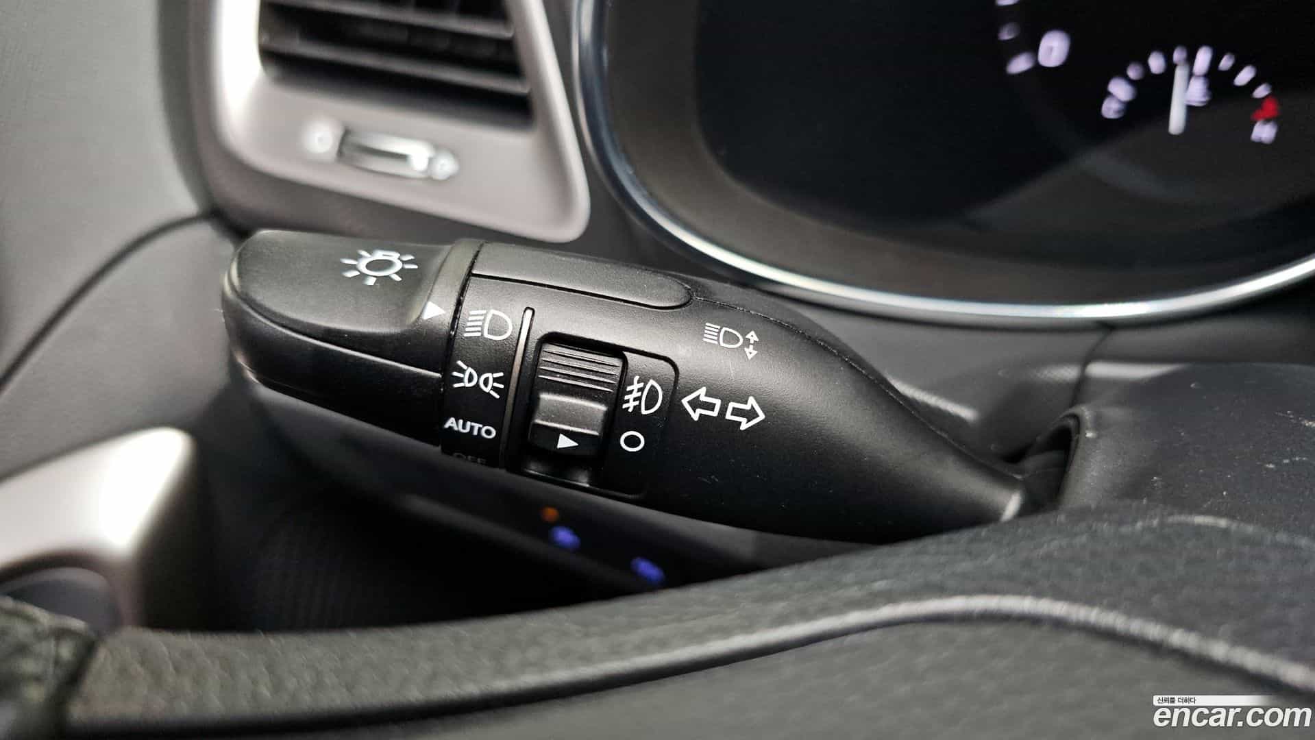 Santafe Hyundai 2015.9-OPTION-019