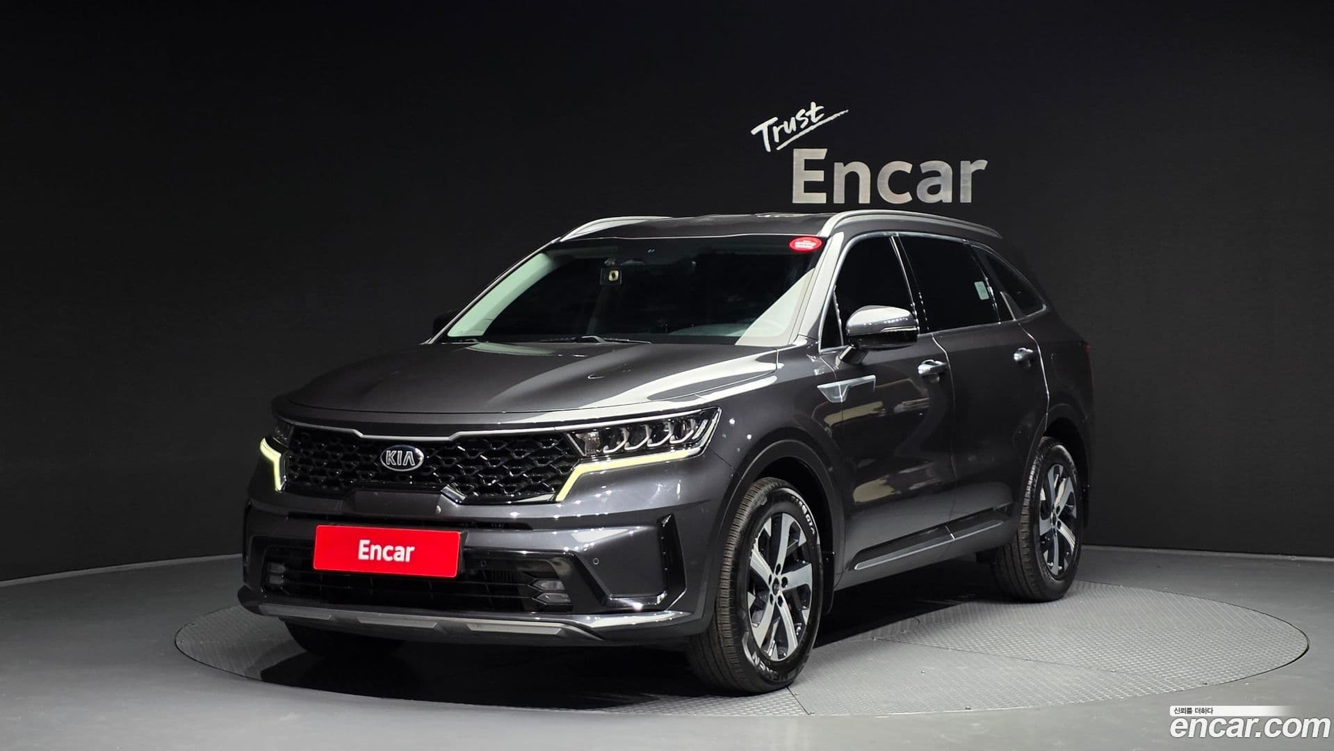 Main__Slider__Photo:Sorento Kia 2021.2-0