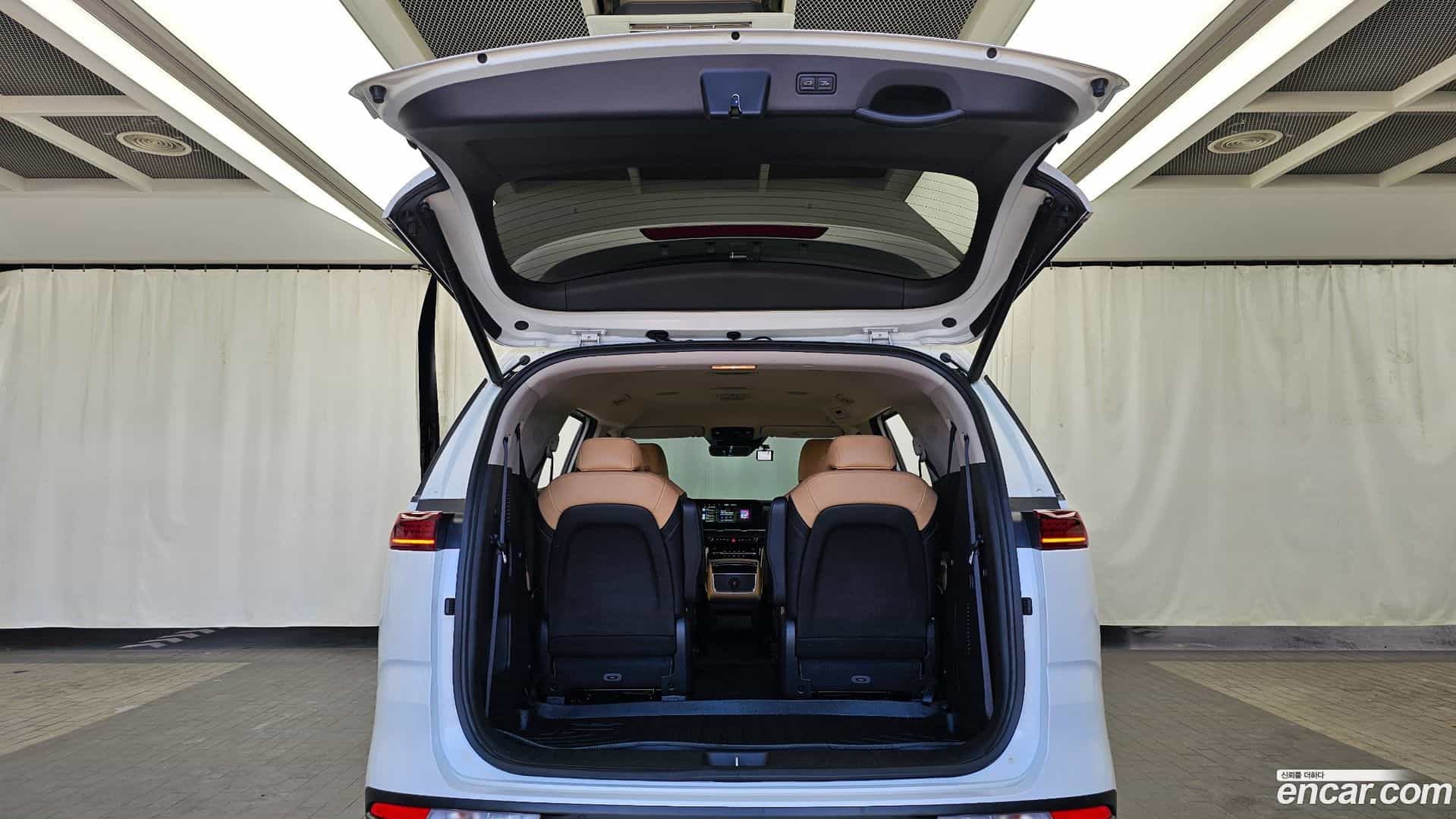 Canival Kia 2022.5-OPTION-024