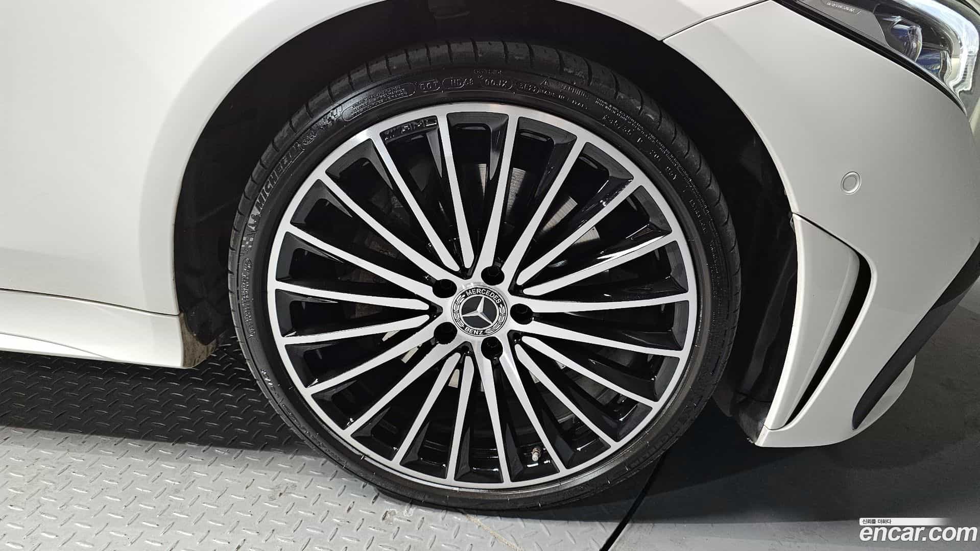CLS-Class Mercedes-Benz 2022.2-OUTER-005