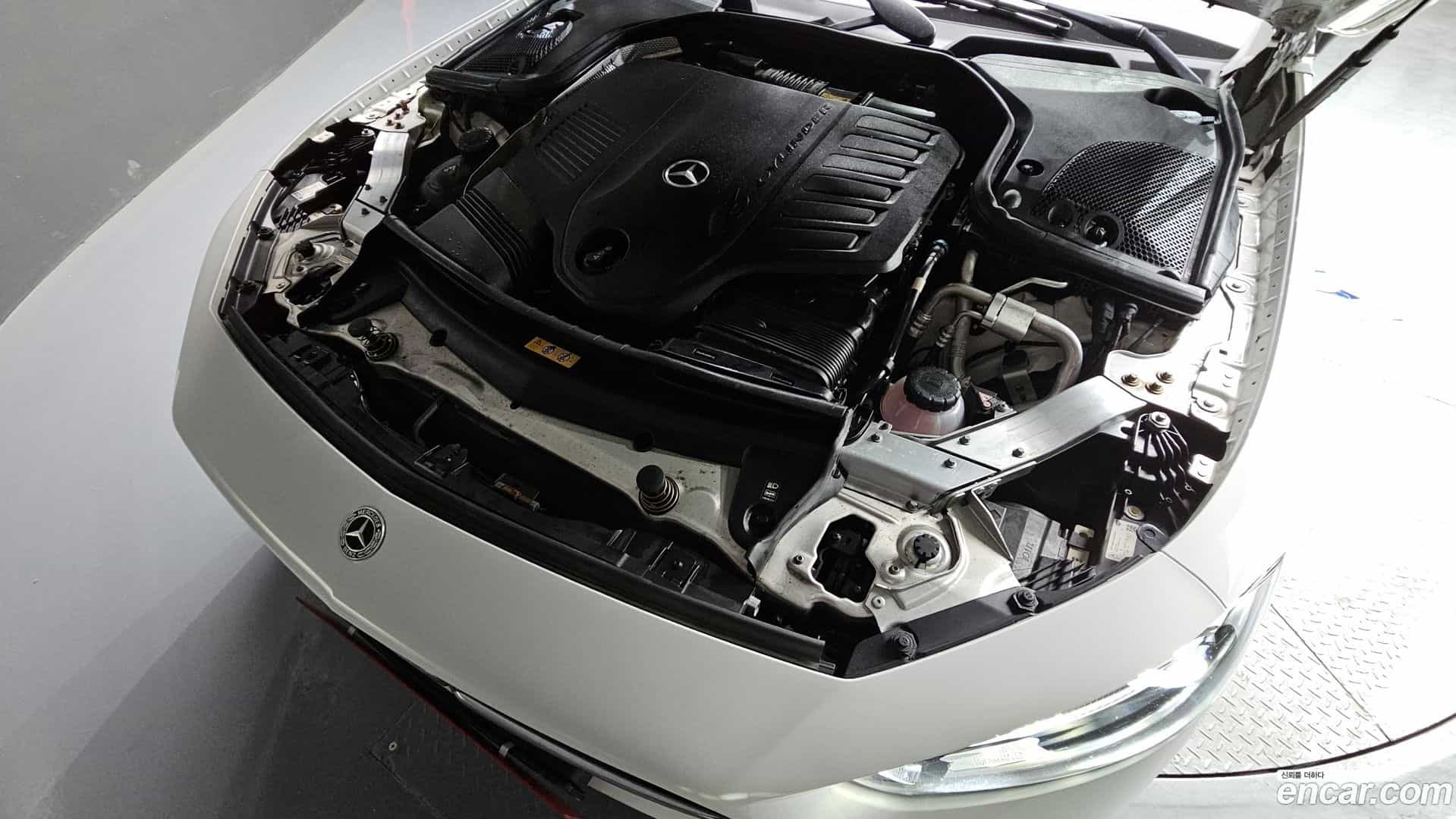 CLS-Class Mercedes-Benz 2022.2-INNER-006