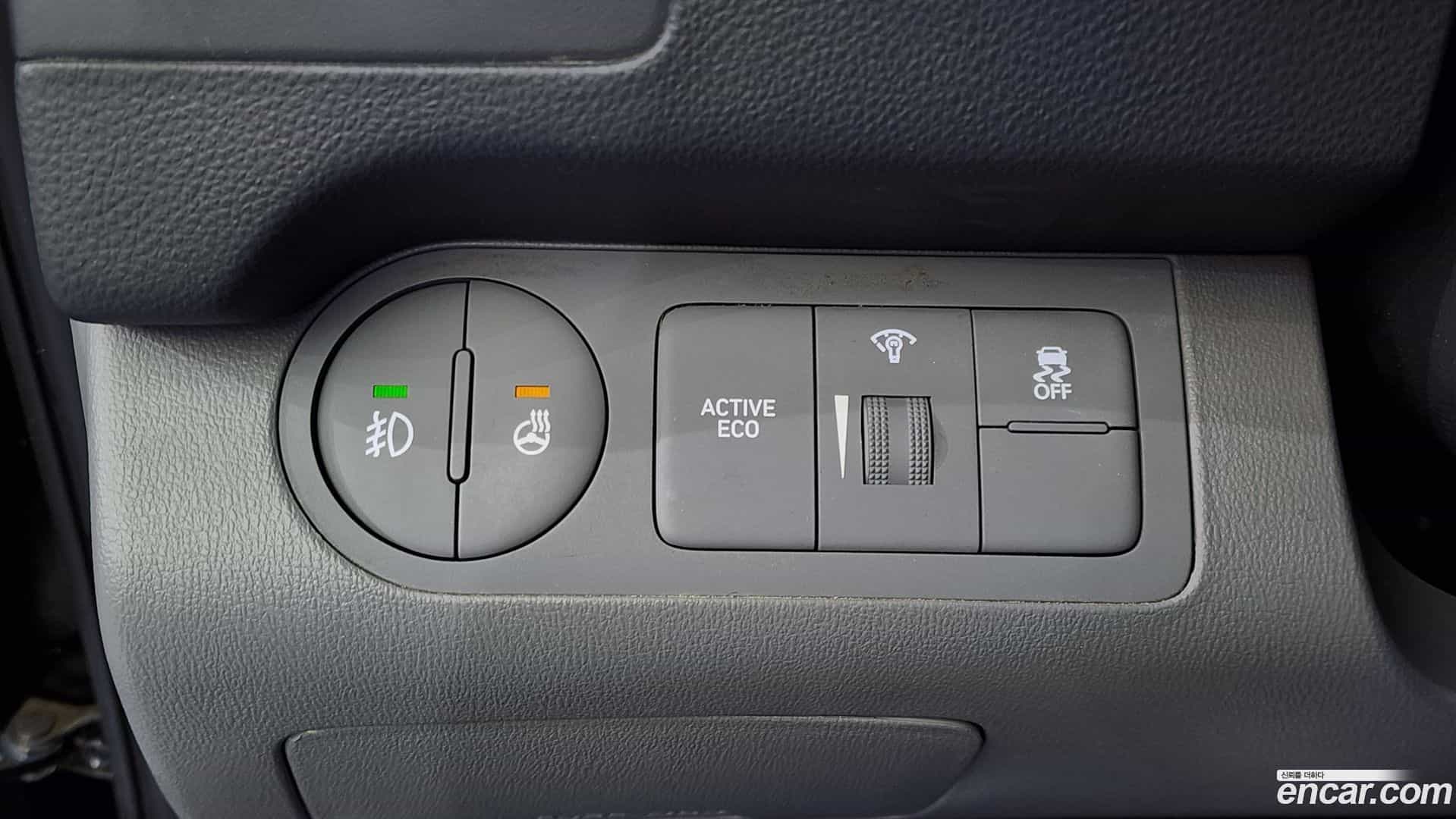 Starex Hyundai 2018.6-OPTION-016