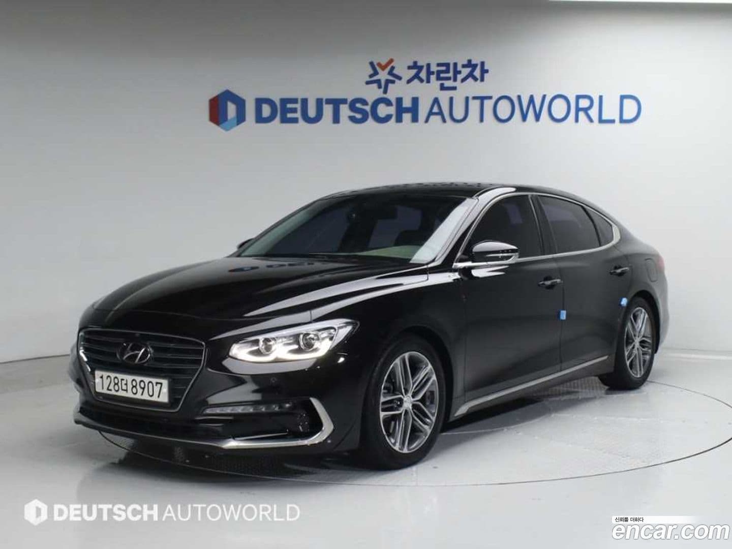 Main__Slider__Photo:Grandeur Hyundai 2016.11-0